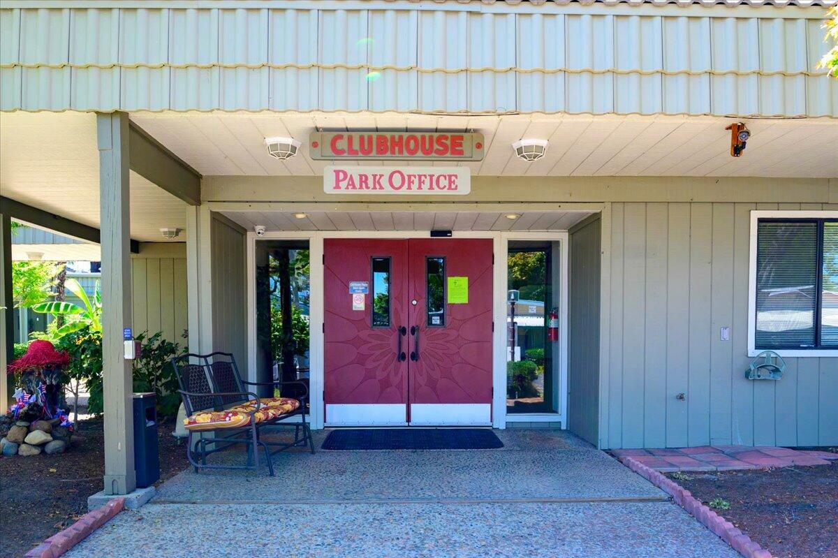 2706 W Ashlan Ave #323, Fresno, CA 93705