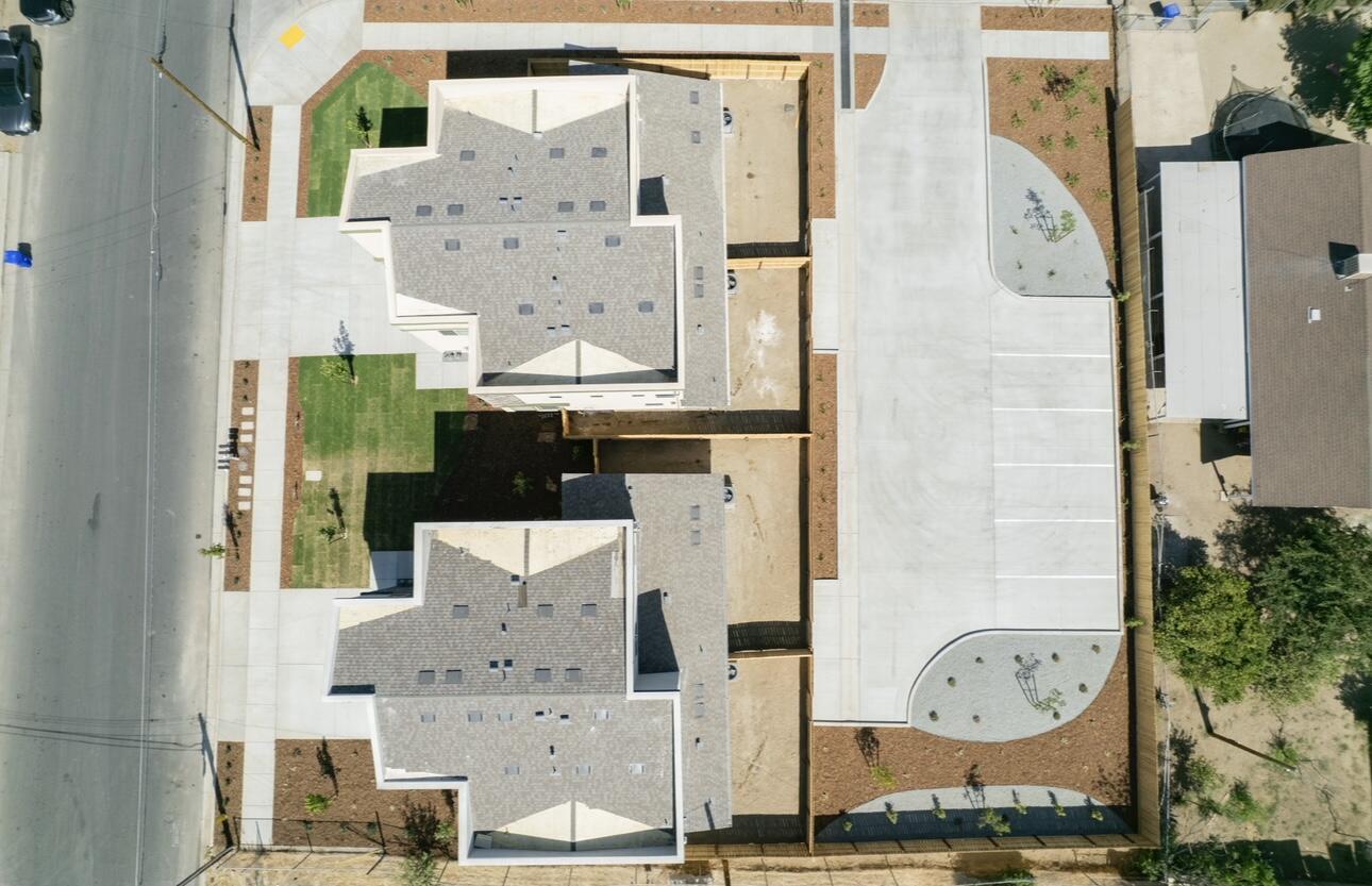 1137 W Putnam Ave, Porterville, CA 93257