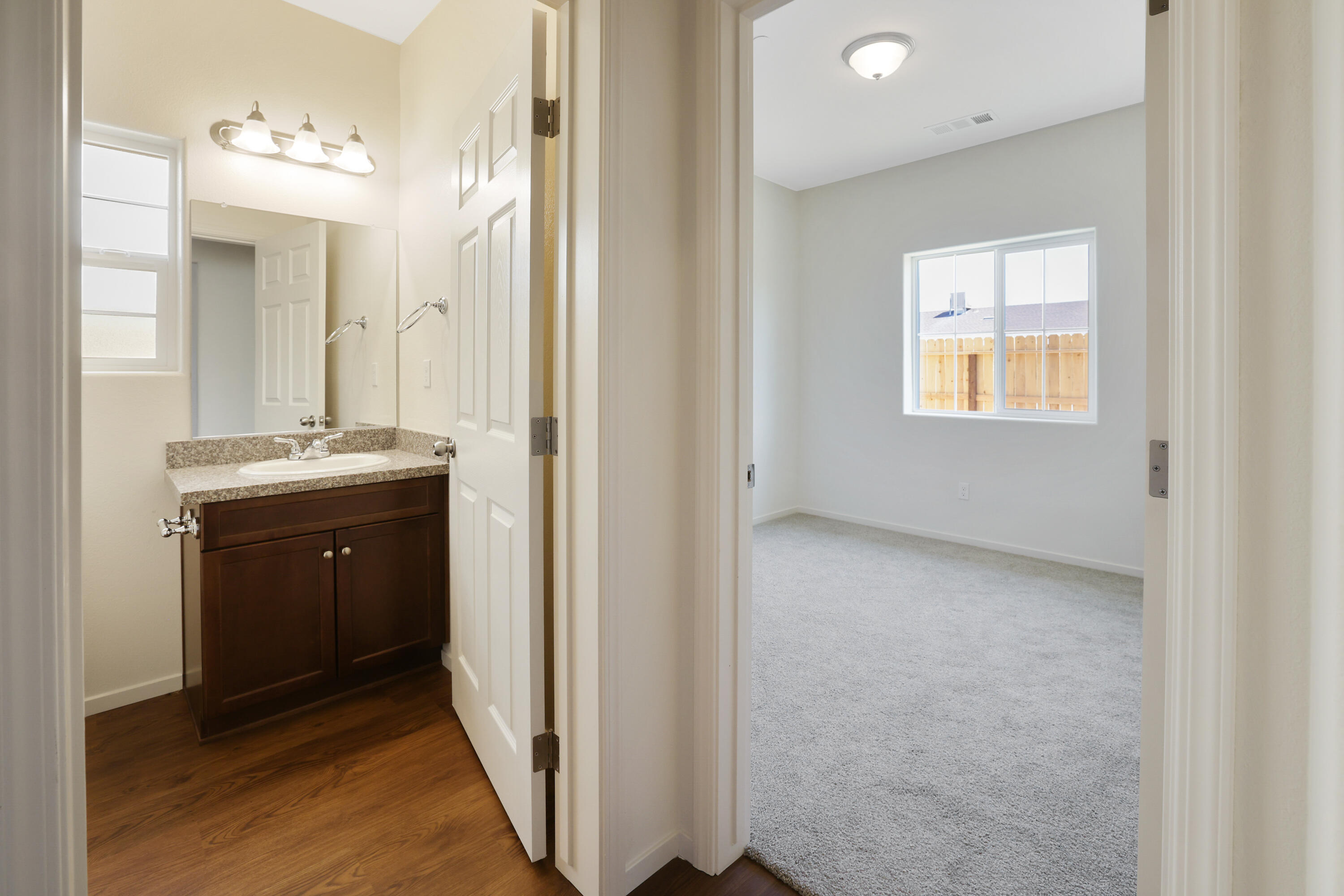 1137 W Putnam Ave, Porterville, CA 93257