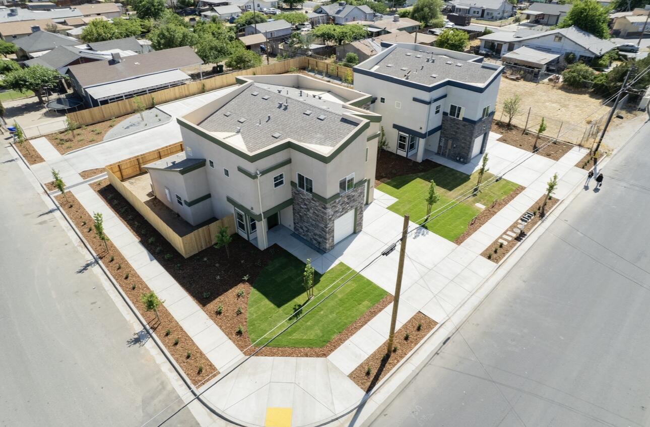 1147 W Putnam Ave, Porterville, CA 93257