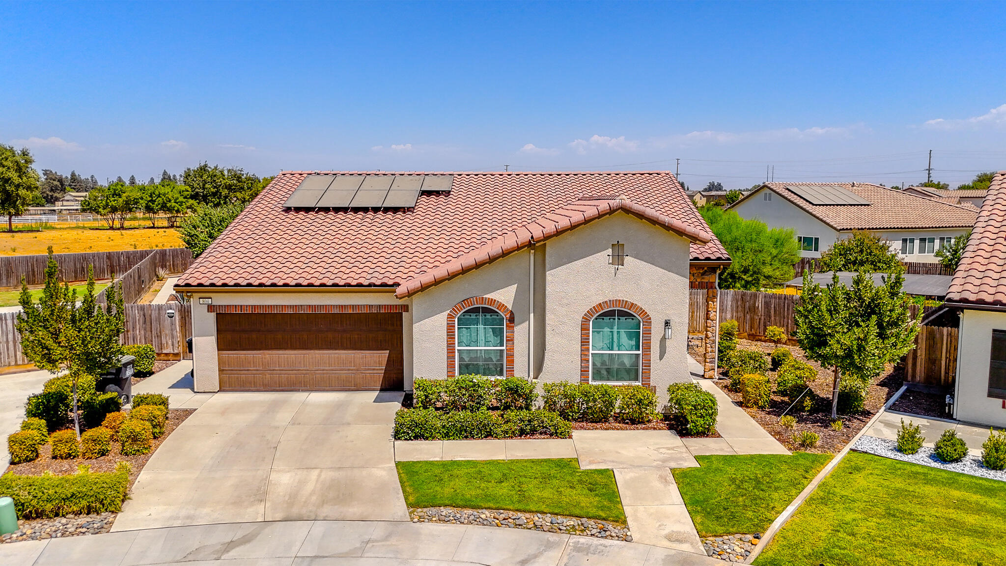 804 S Simon St, Visalia, CA 93292