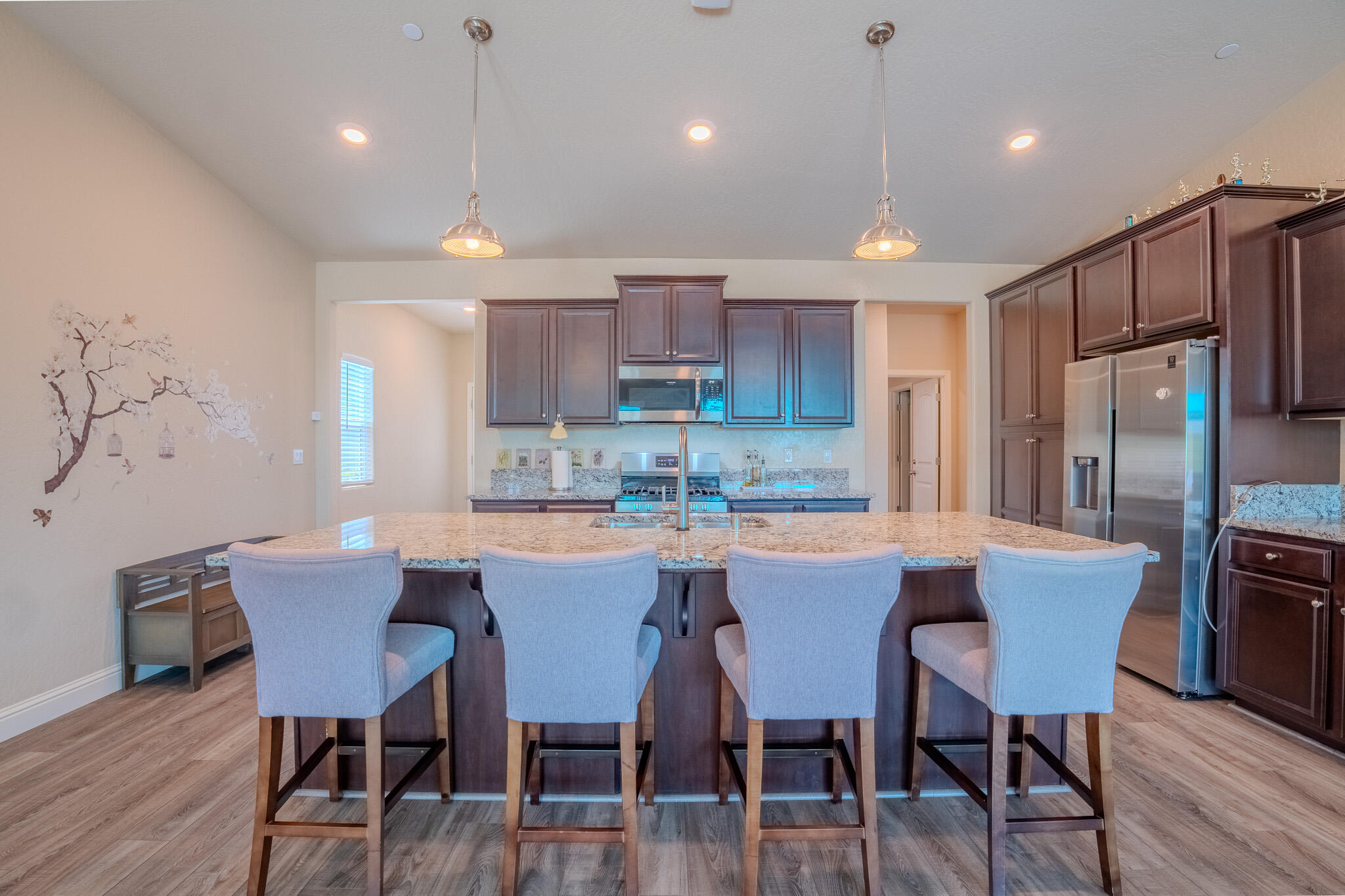 804 S Simon St, Visalia, CA 93292