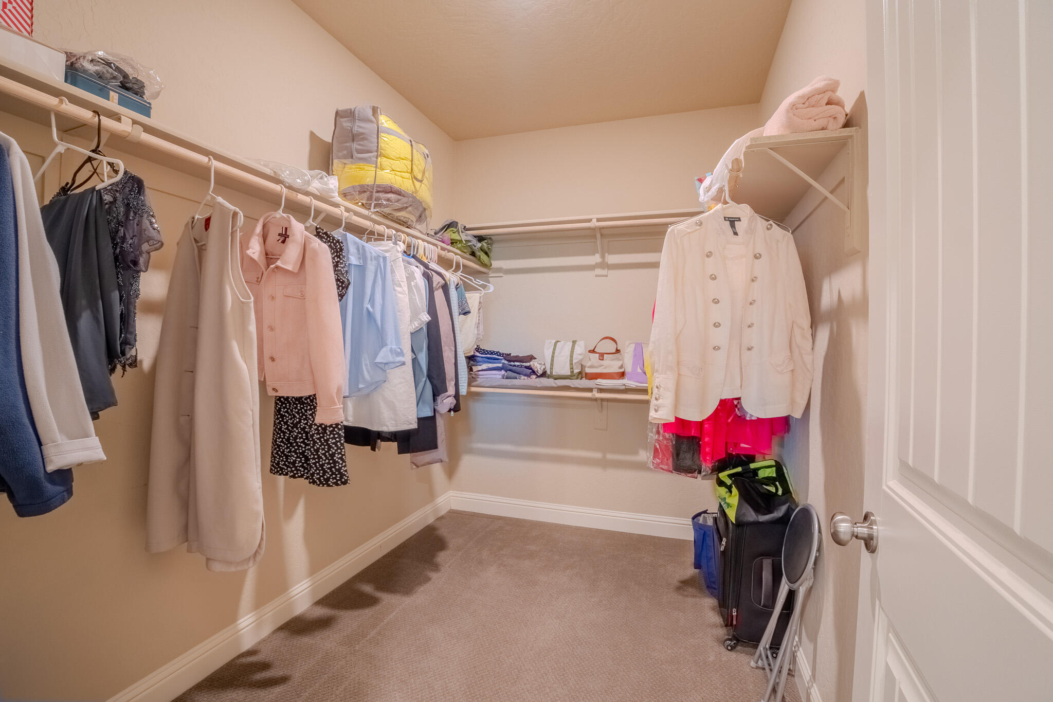 804 S Simon St, Visalia, CA 93292