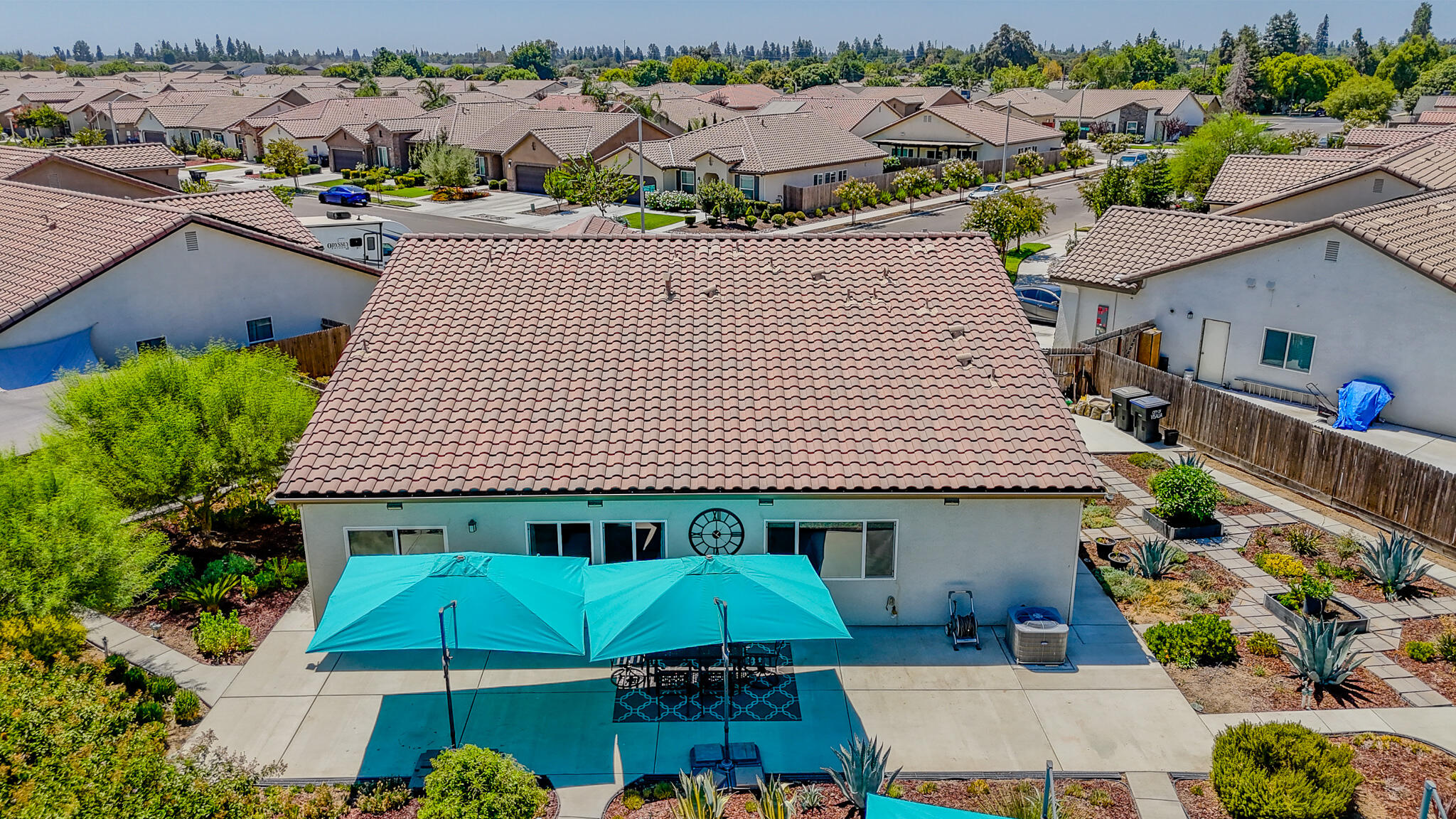804 S Simon St, Visalia, CA 93292