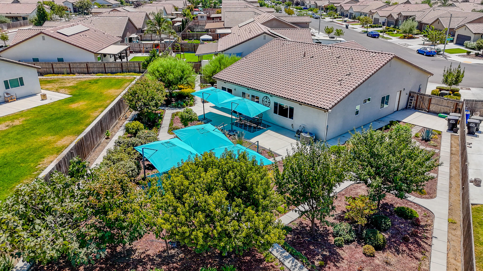 804 S Simon St, Visalia, CA 93292