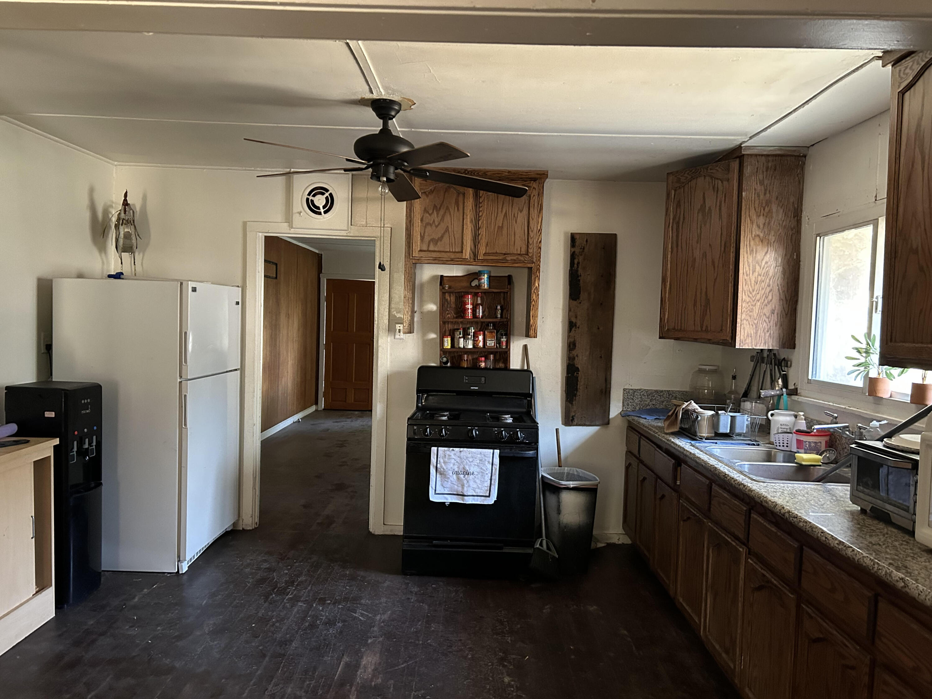 21935 Rd 252, Lindsay, CA 93247