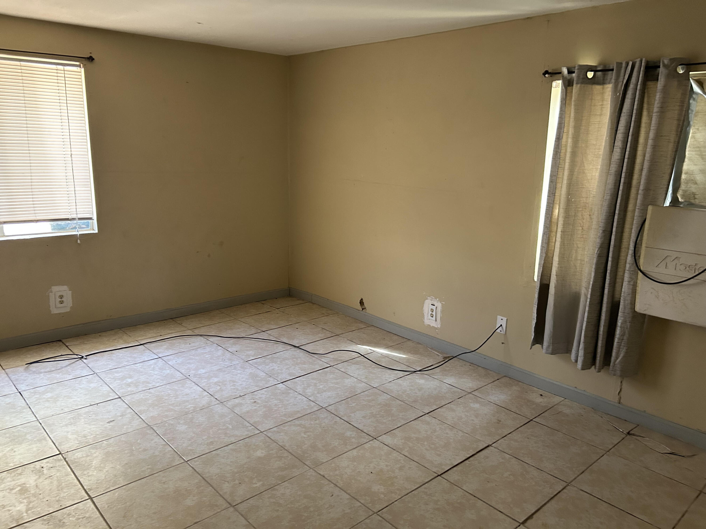 21935 Rd 252, Lindsay, CA 93247