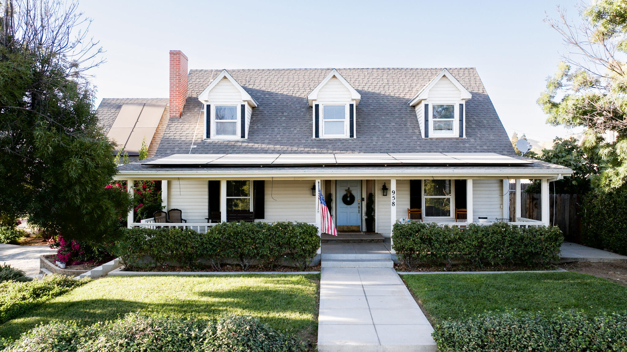 958 E Morton Hill Ave, Porterville, CA 93257