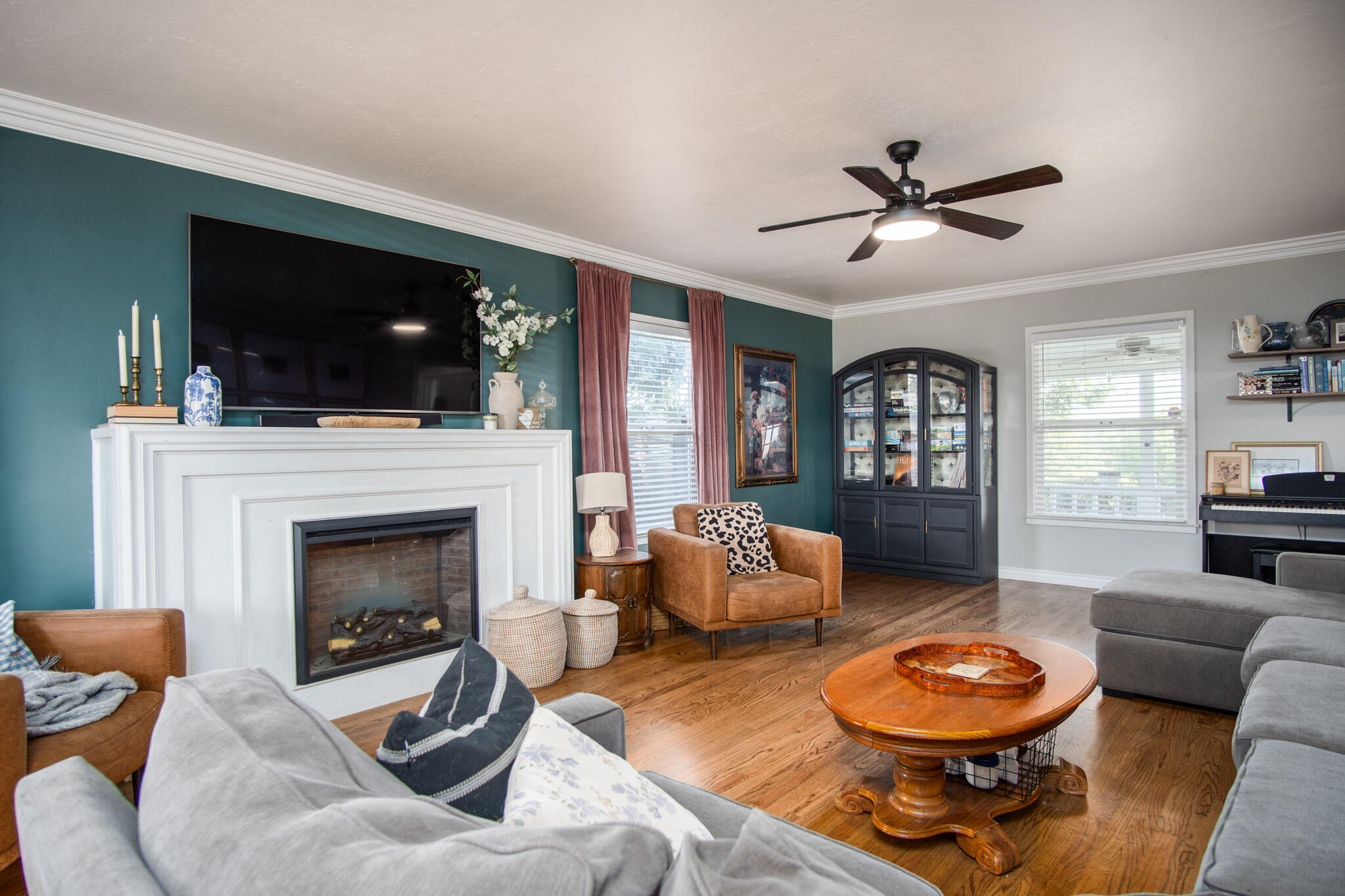 958 E Morton Hill Ave, Porterville, CA 93257