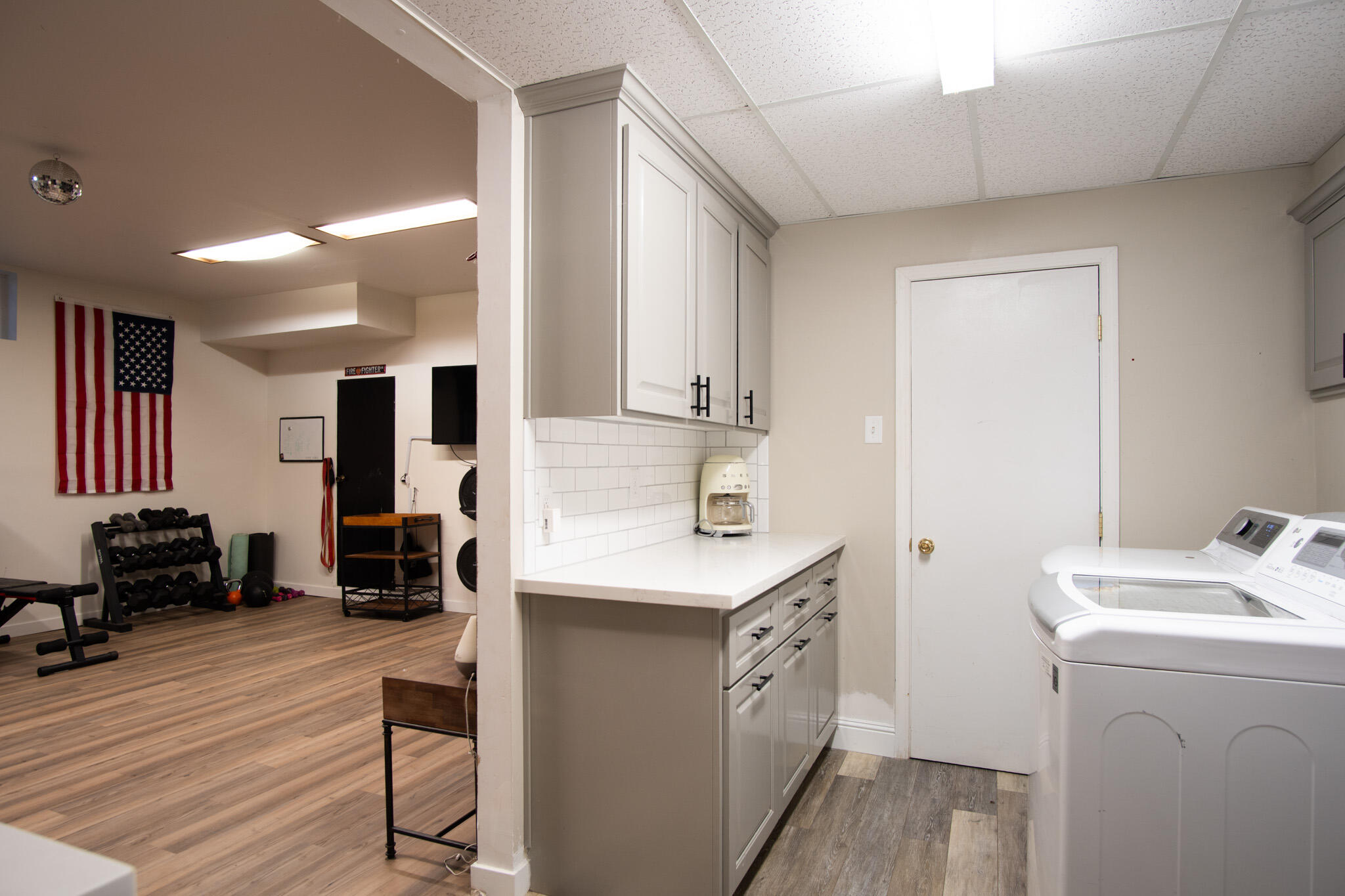 958 E Morton Hill Ave, Porterville, CA 93257