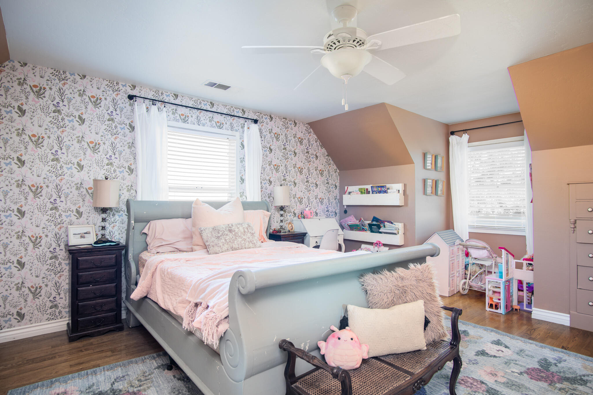 958 E Morton Hill Ave, Porterville, CA 93257