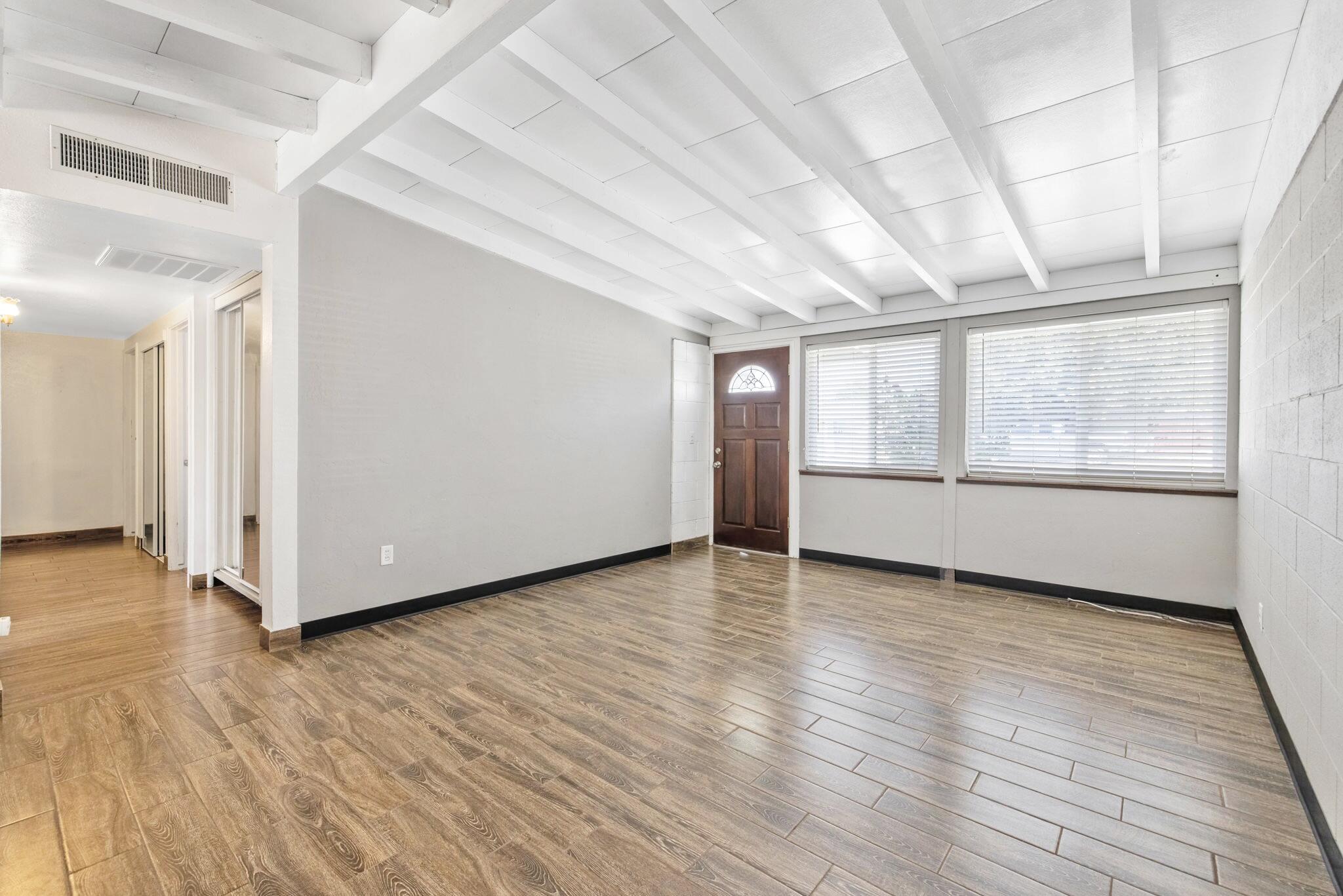 316 Peach Dr, Exeter, CA 93221