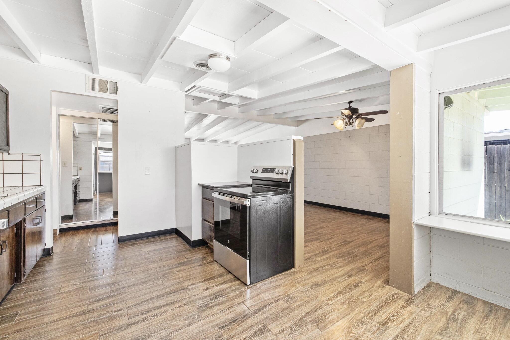 316 Peach Dr, Exeter, CA 93221