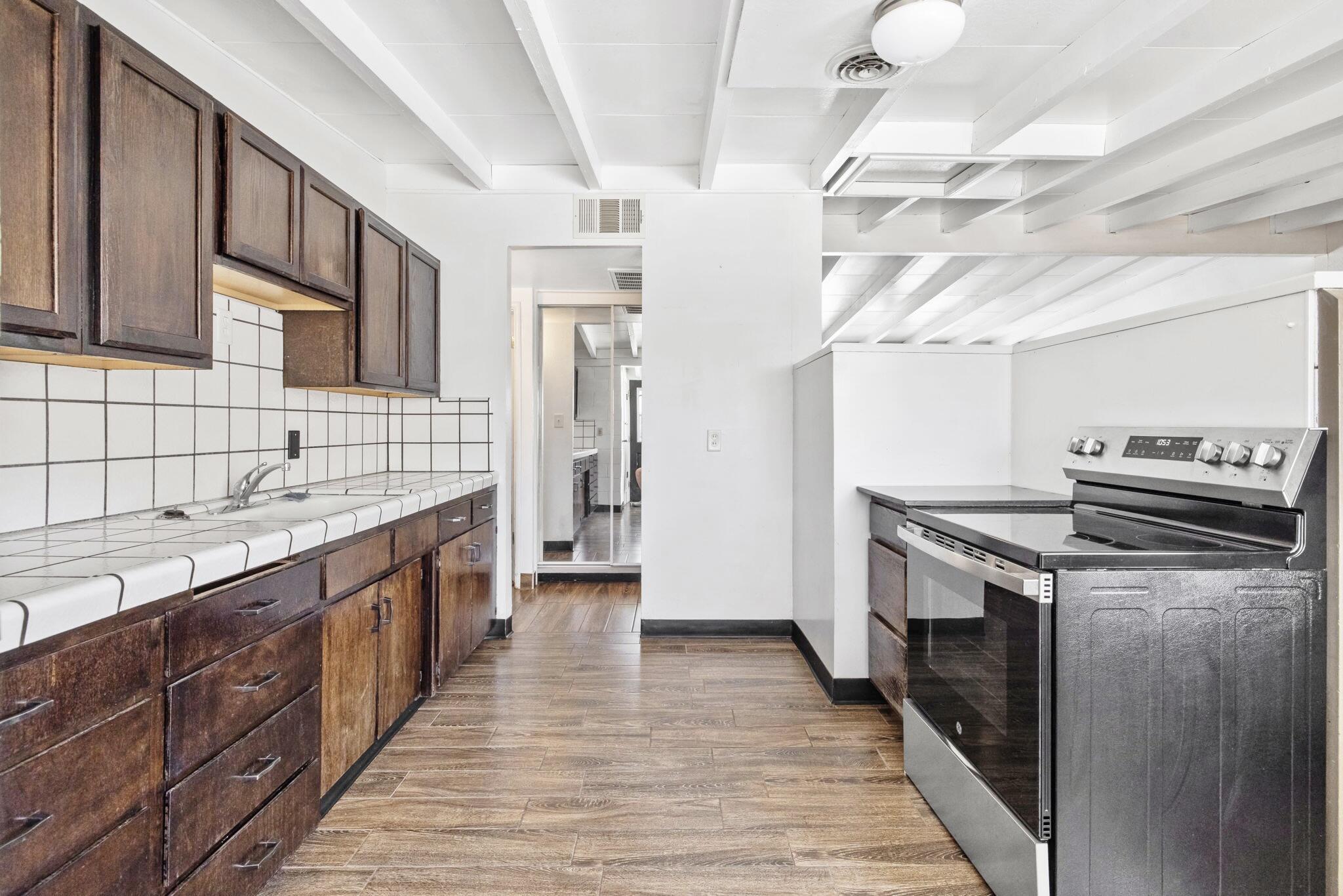 316 Peach Dr, Exeter, CA 93221