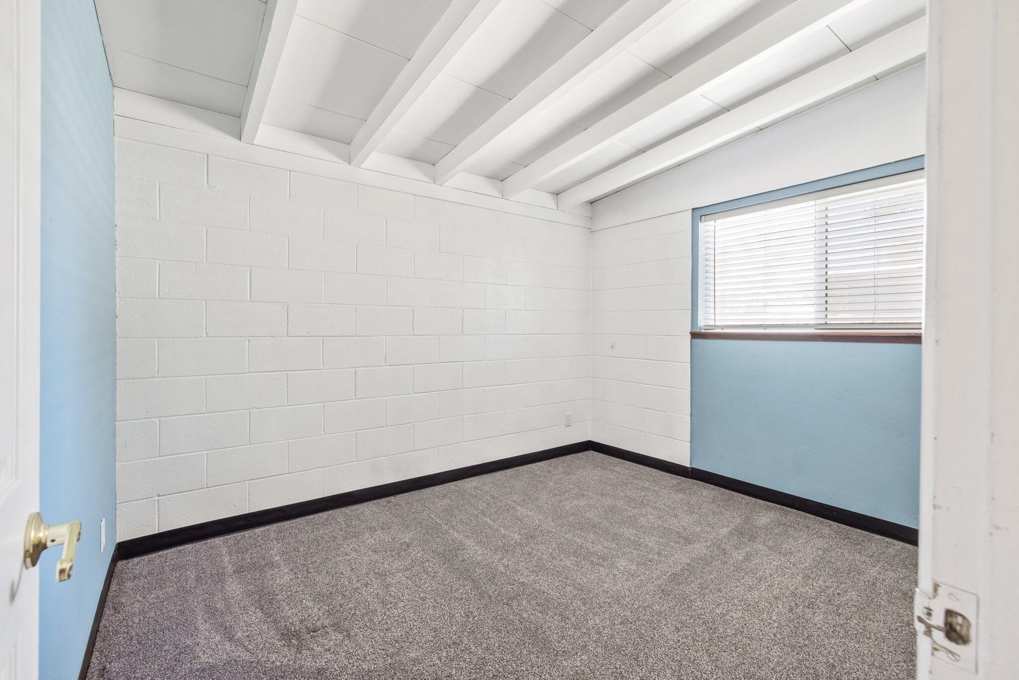 316 Peach Dr, Exeter, CA 93221