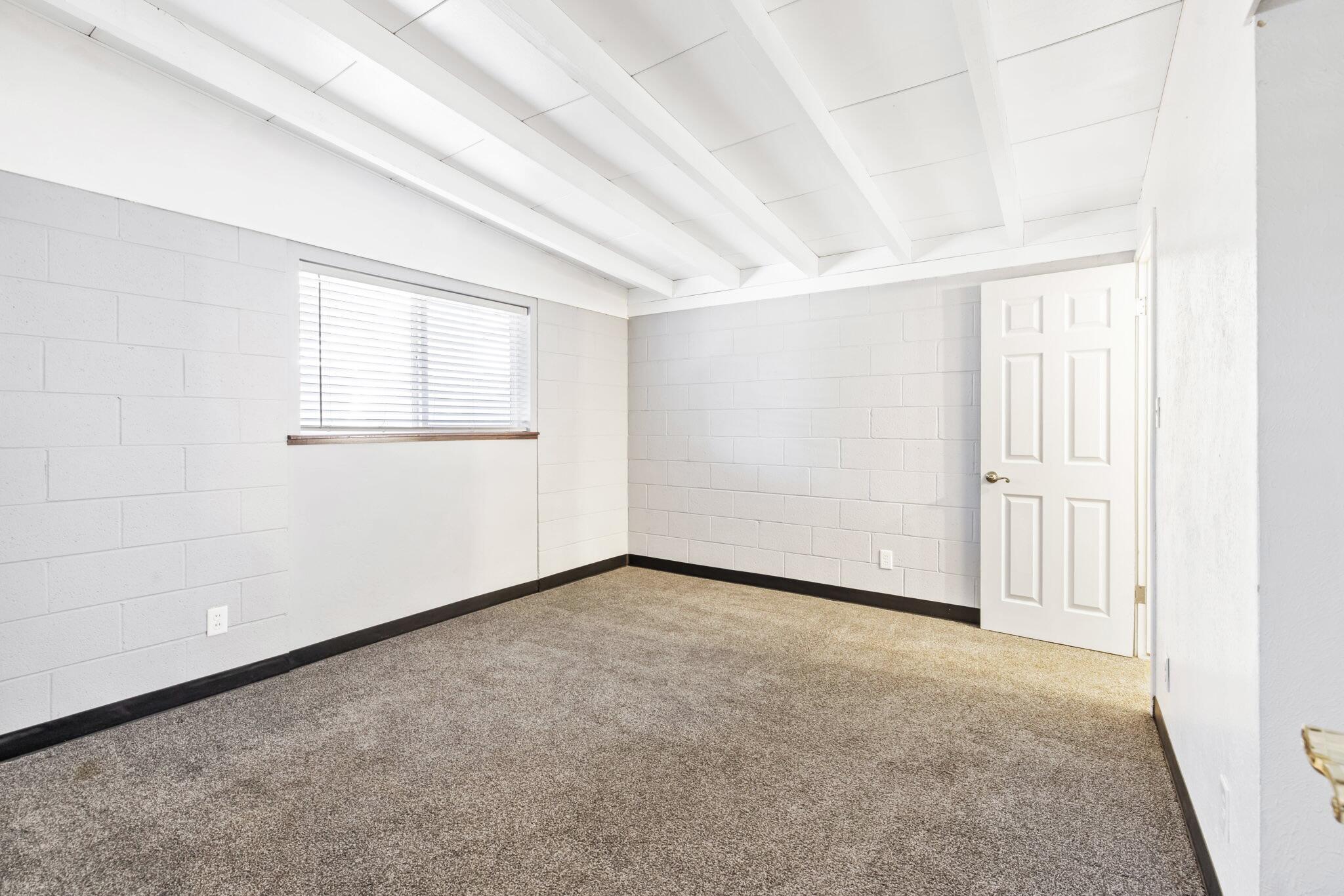 316 Peach Dr, Exeter, CA 93221