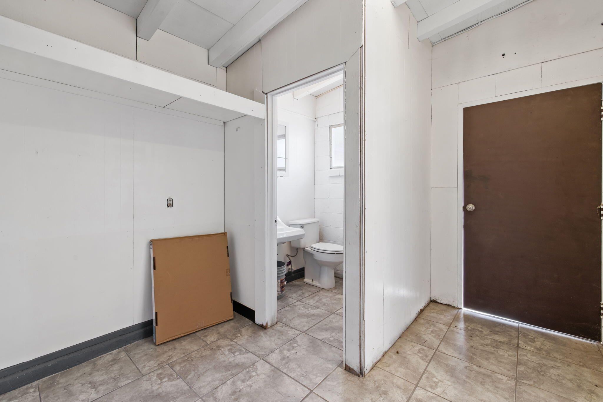 316 Peach Dr, Exeter, CA 93221