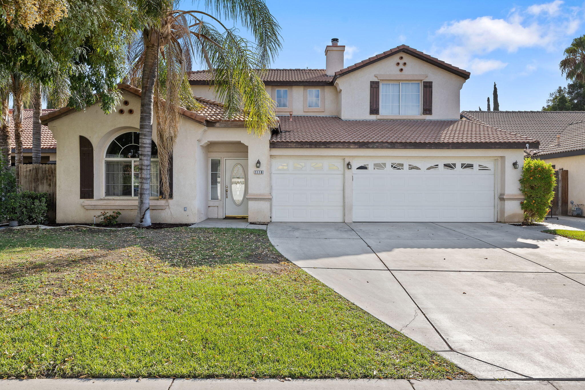 1118 Bluestone River Way, Bakersfield, CA 93311