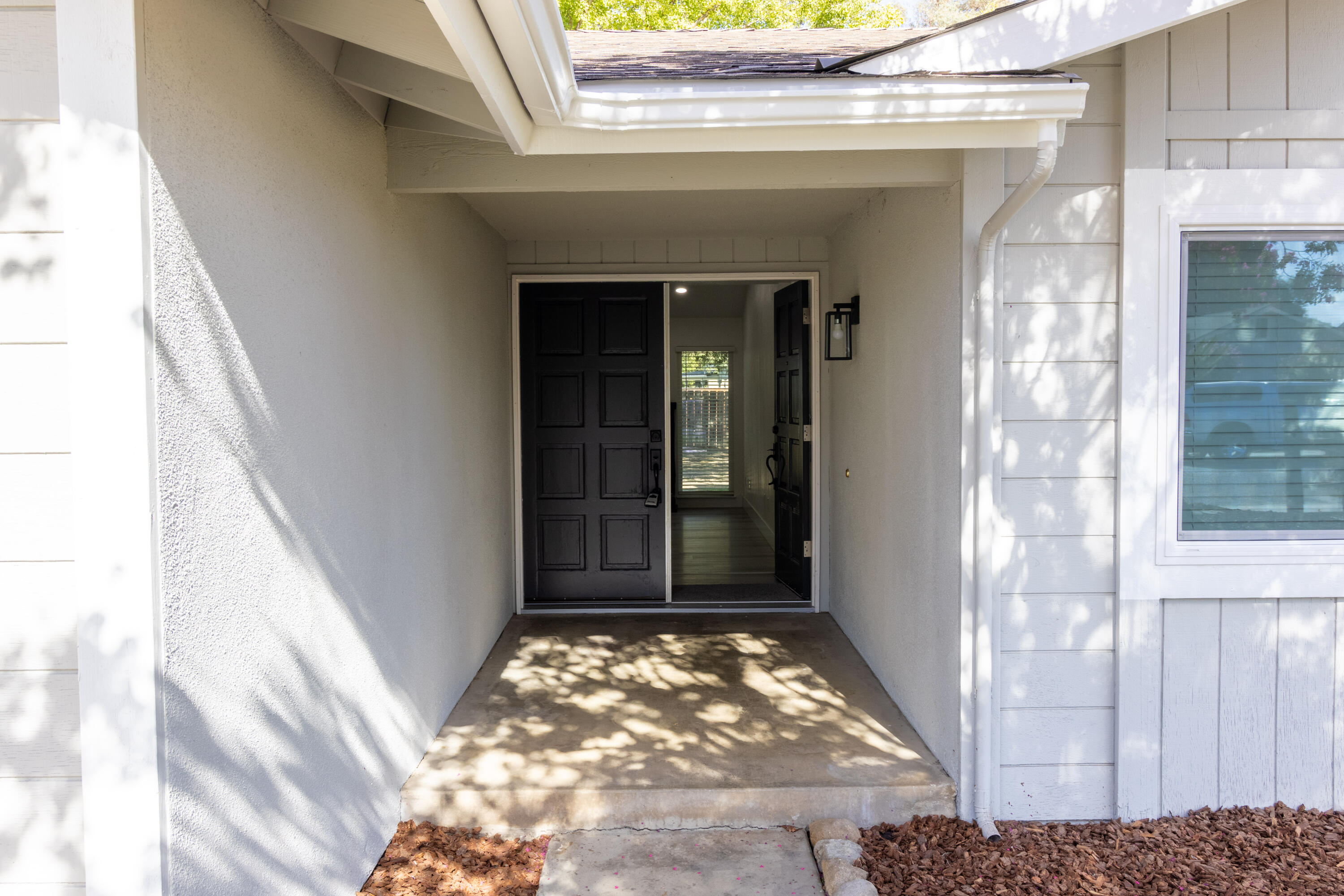 924 S Jennie St, Visalia, CA 93277