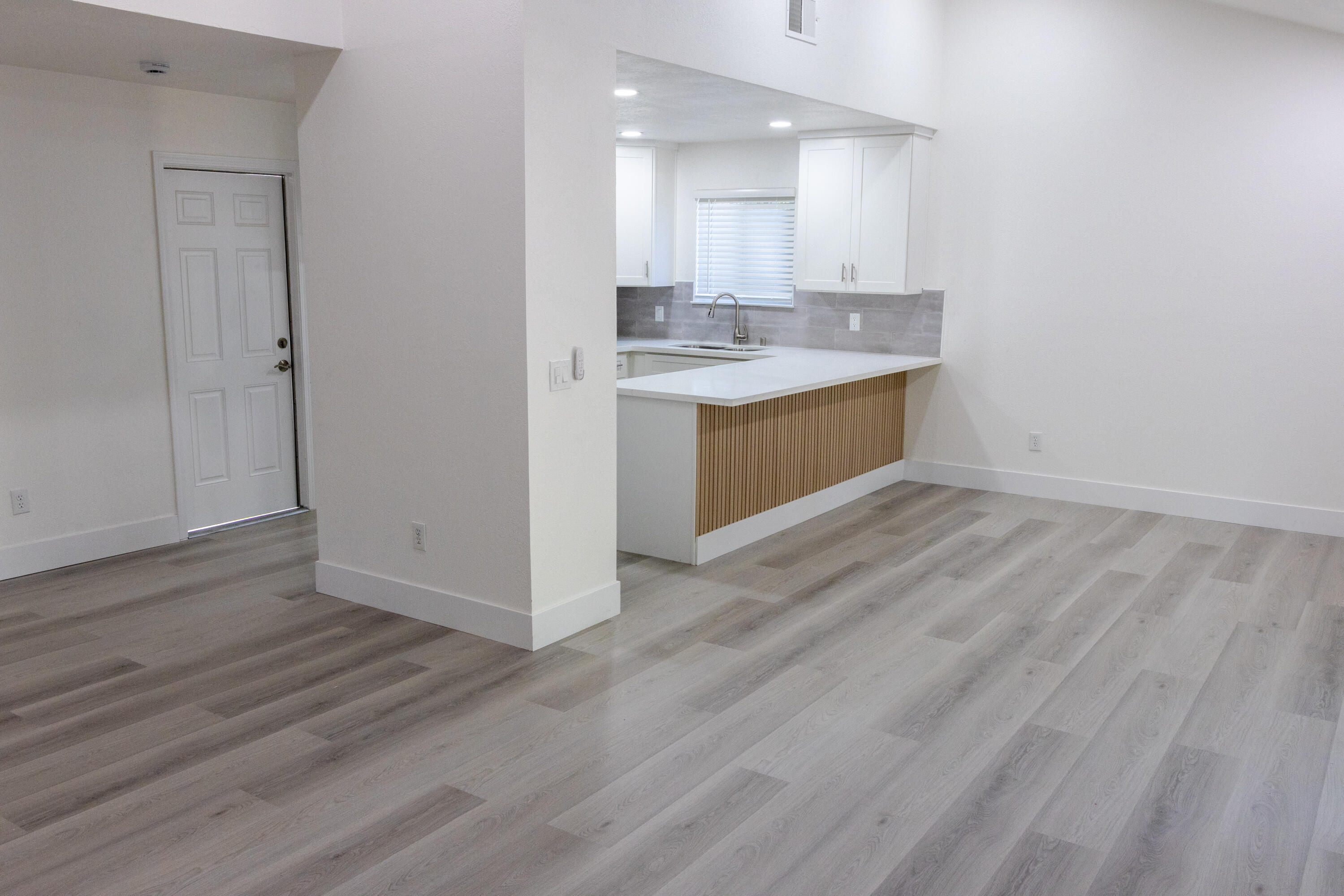 924 S Jennie St, Visalia, CA 93277