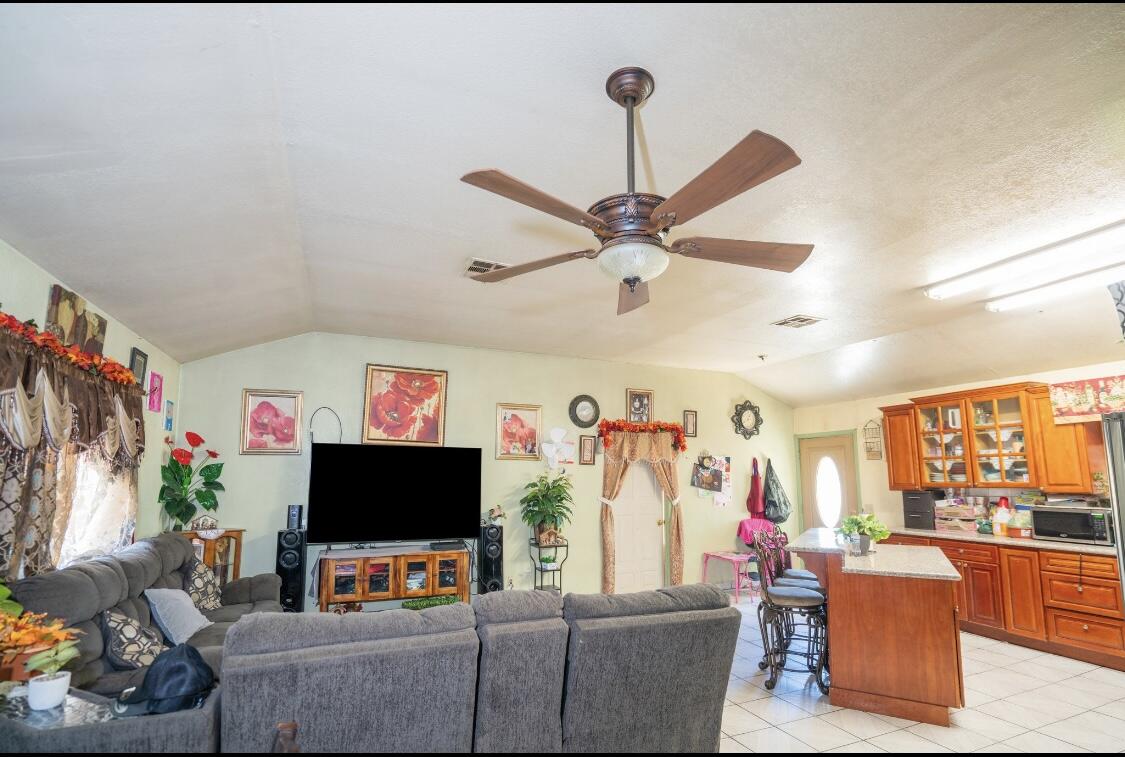 23478 Ave 96, Terra Bella, CA 93270