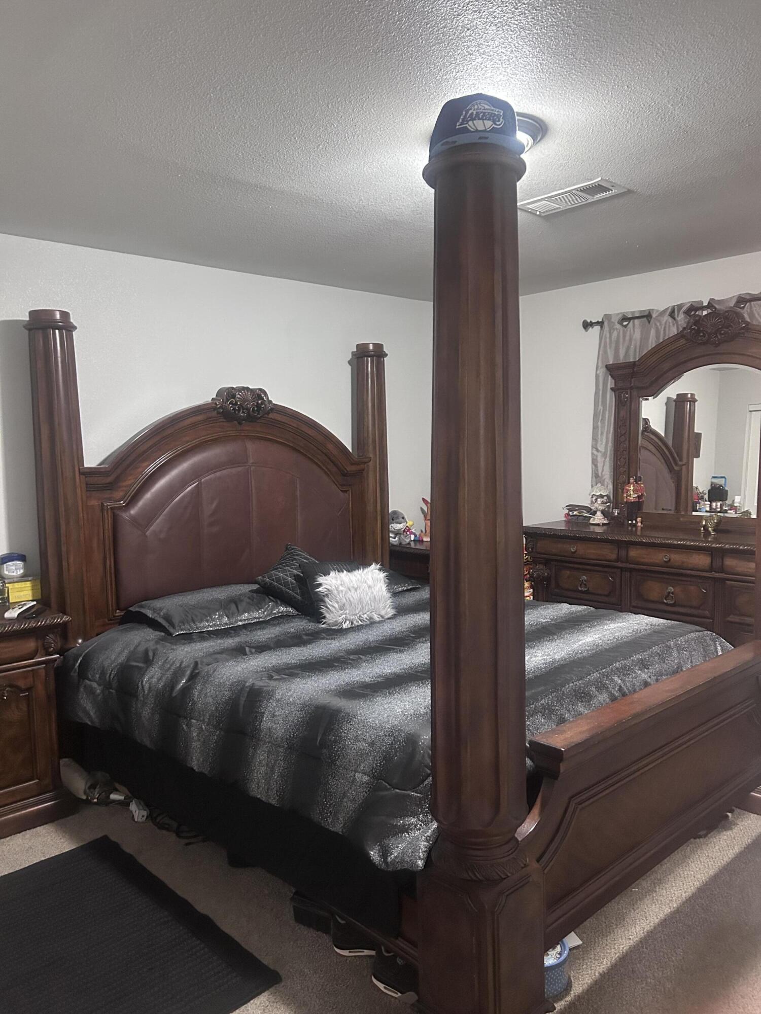 1362 W Northgrand Ave, Porterville, CA 93257