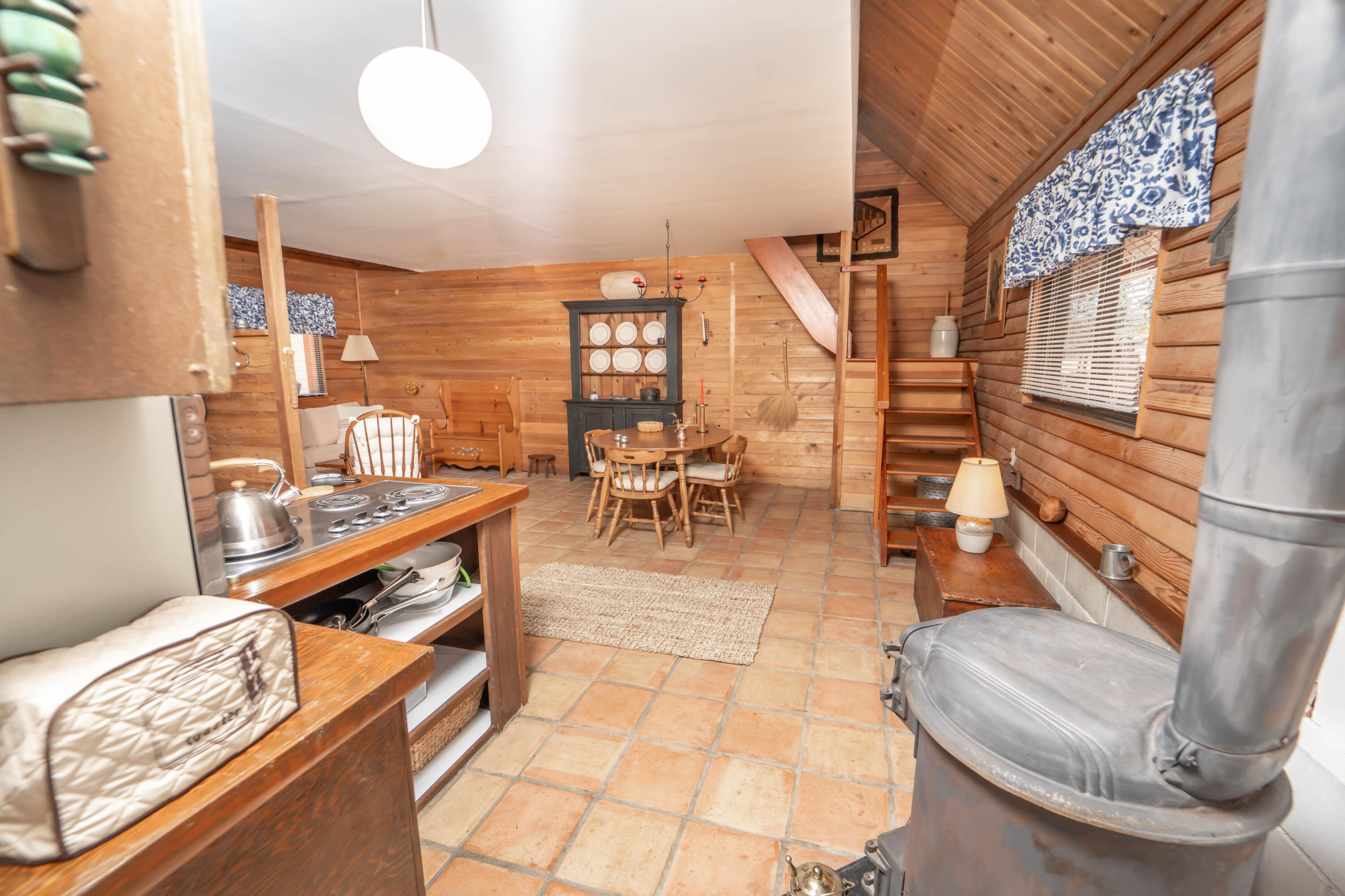 44452 Dinely Dr Dr, Three Rivers, CA 93271