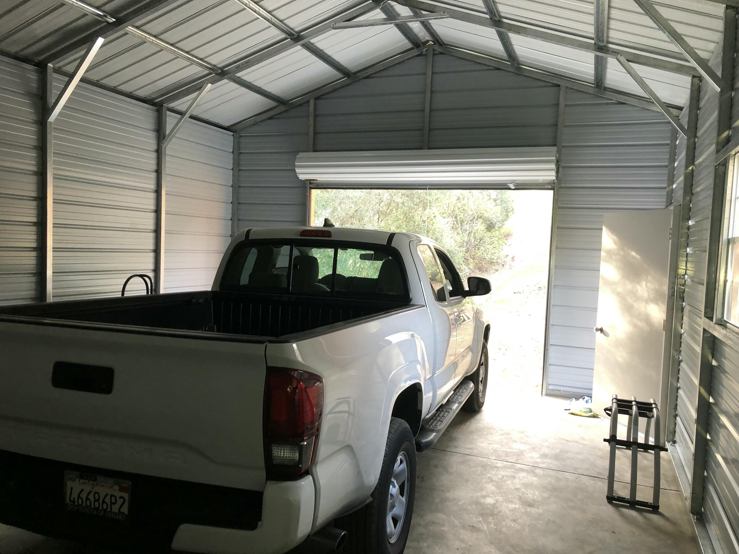 44452 Dinely Dr Dr, Three Rivers, CA 93271