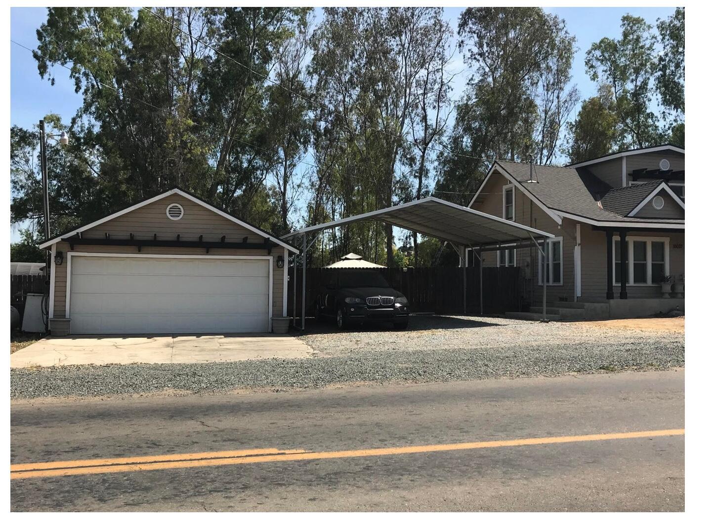 10027 Ave 424, Dinuba, CA 93618