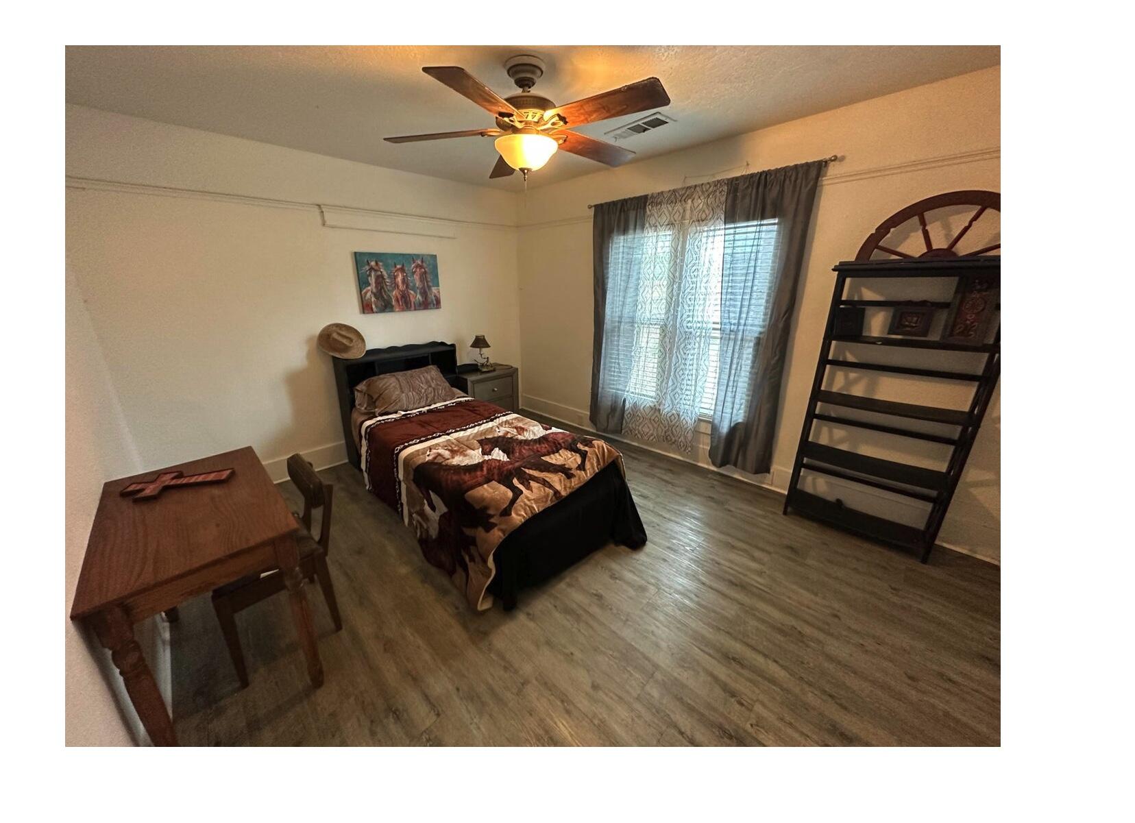 10027 Ave 424, Dinuba, CA 93618