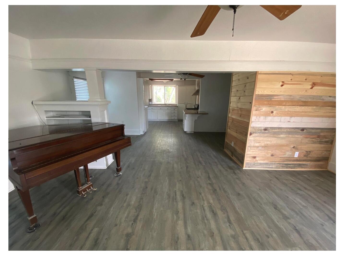 10027 Ave 424, Dinuba, CA 93618