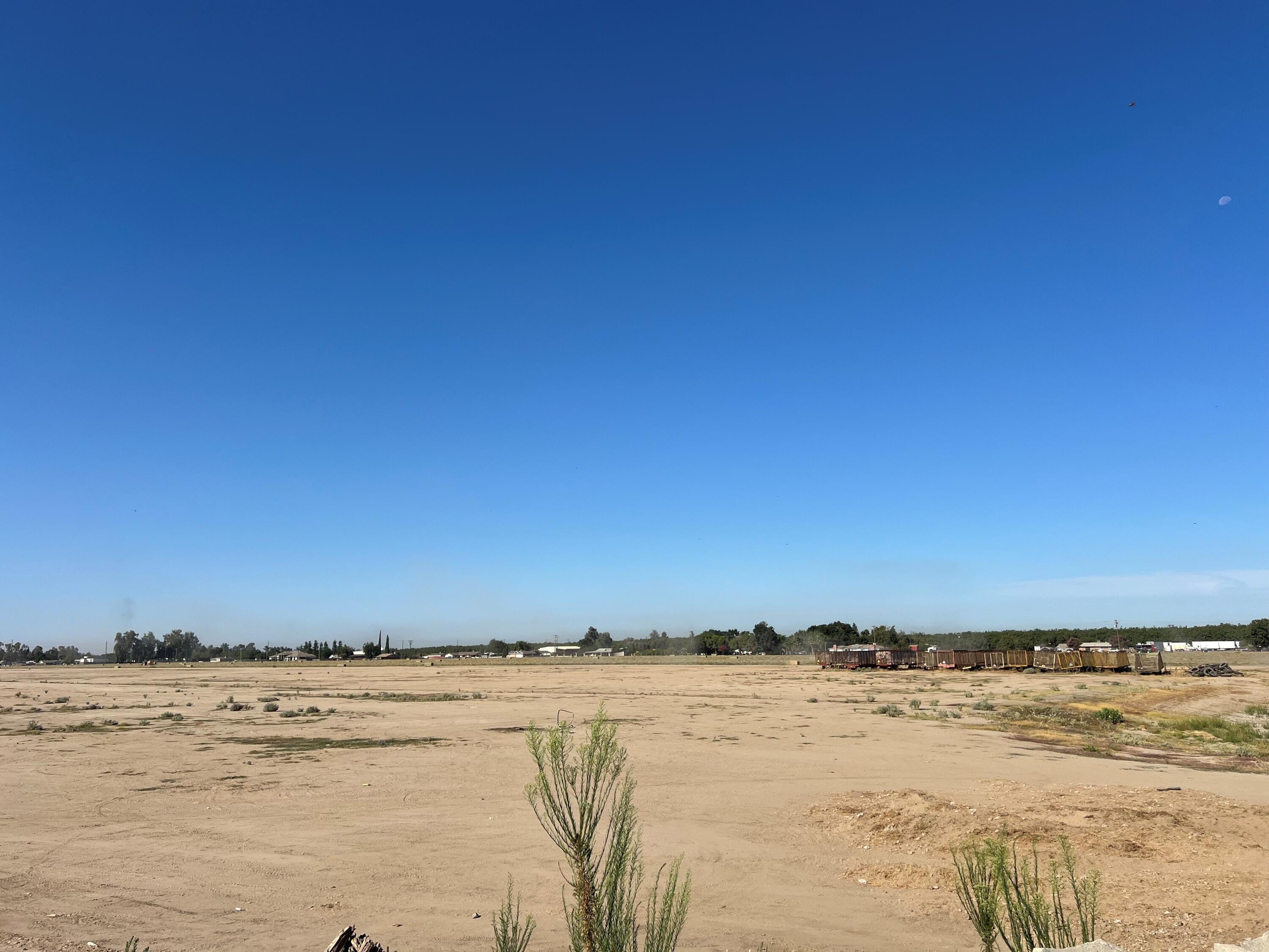 626 W Cartmill Ave, Tulare, CA 93274