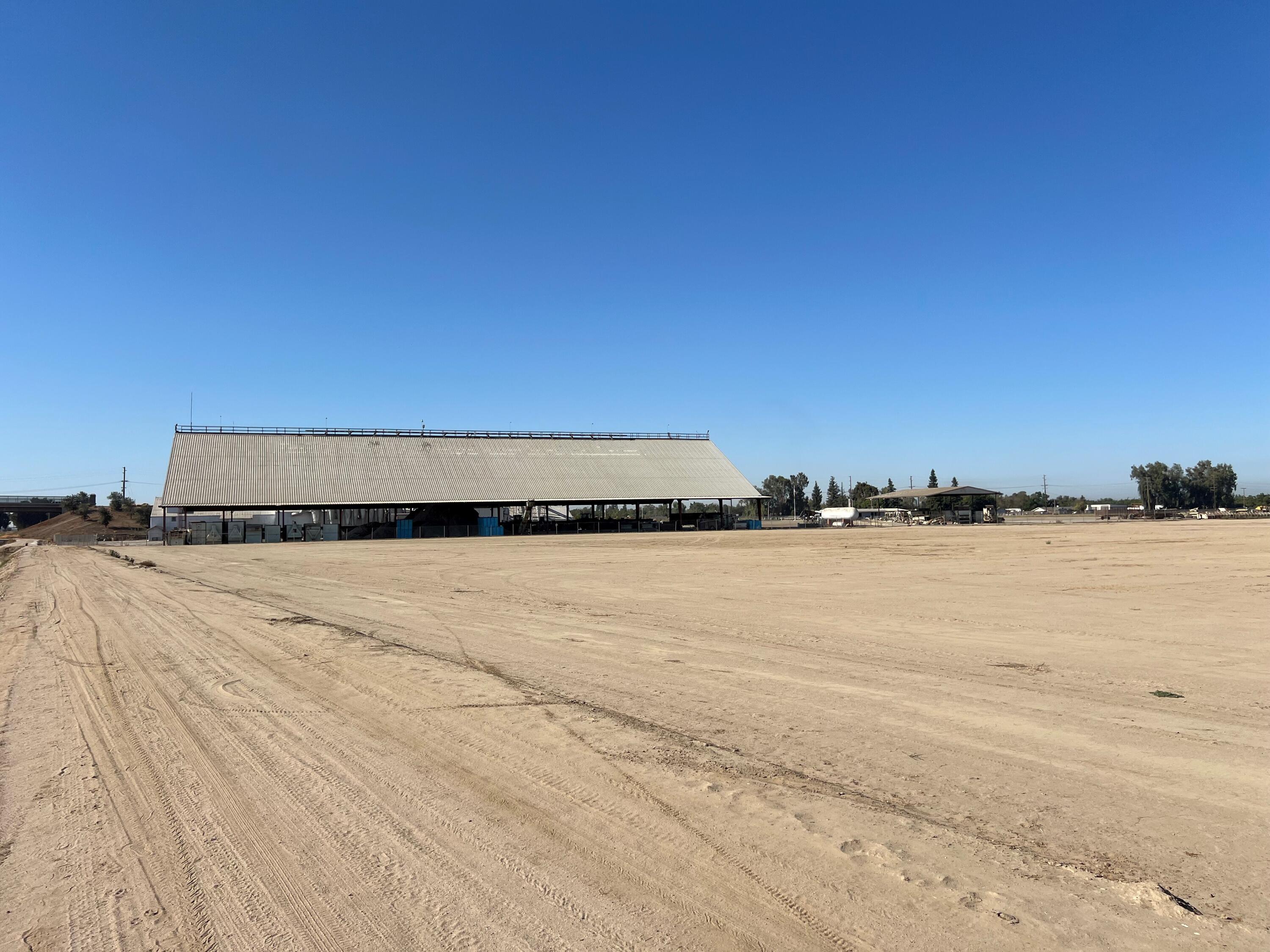 626 W Cartmill Ave, Tulare, CA 93274