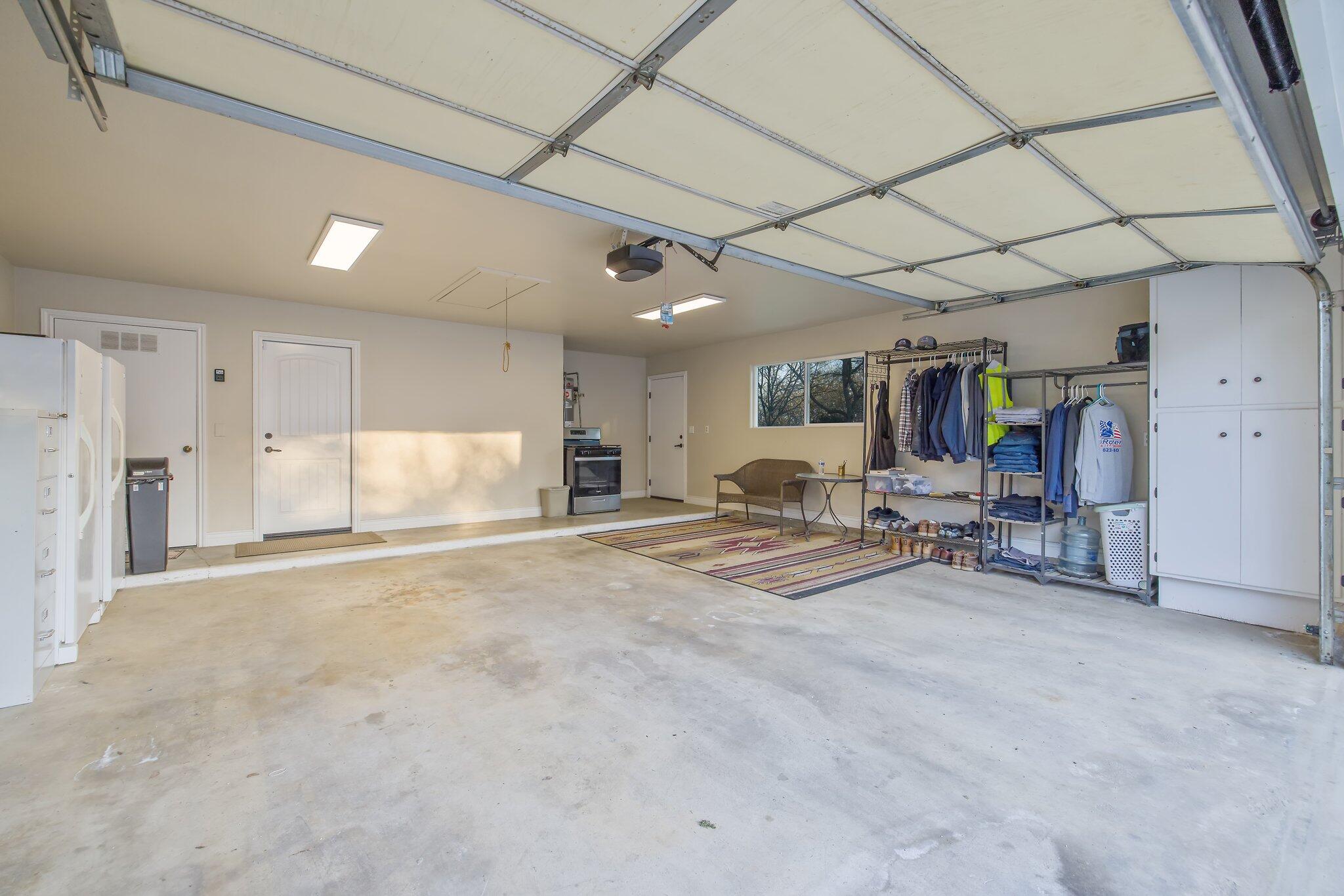 27387 Rd 100, Visalia, CA 93277