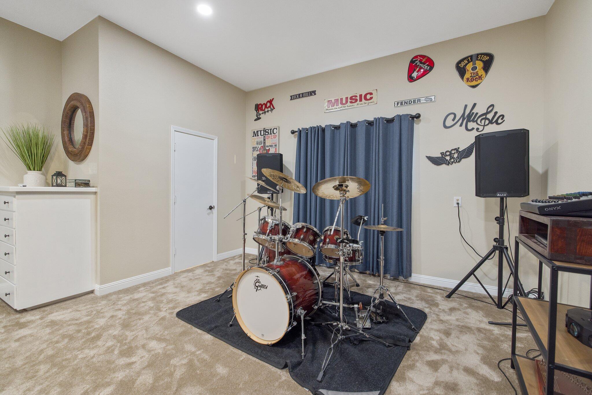 27387 Rd 100, Visalia, CA 93277