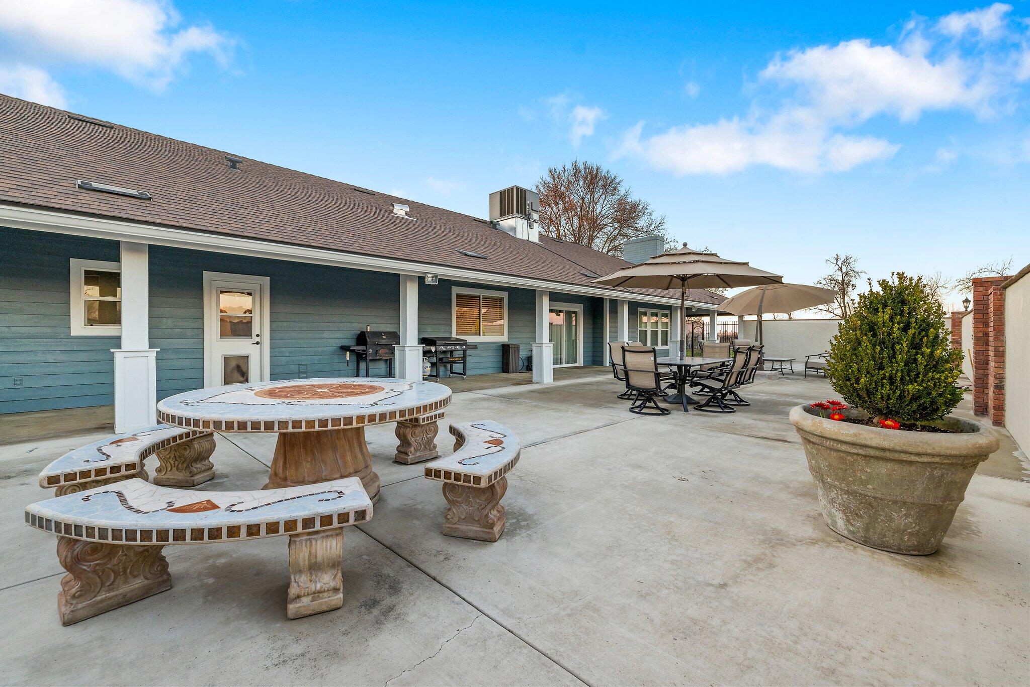 27387 Rd 100, Visalia, CA 93277