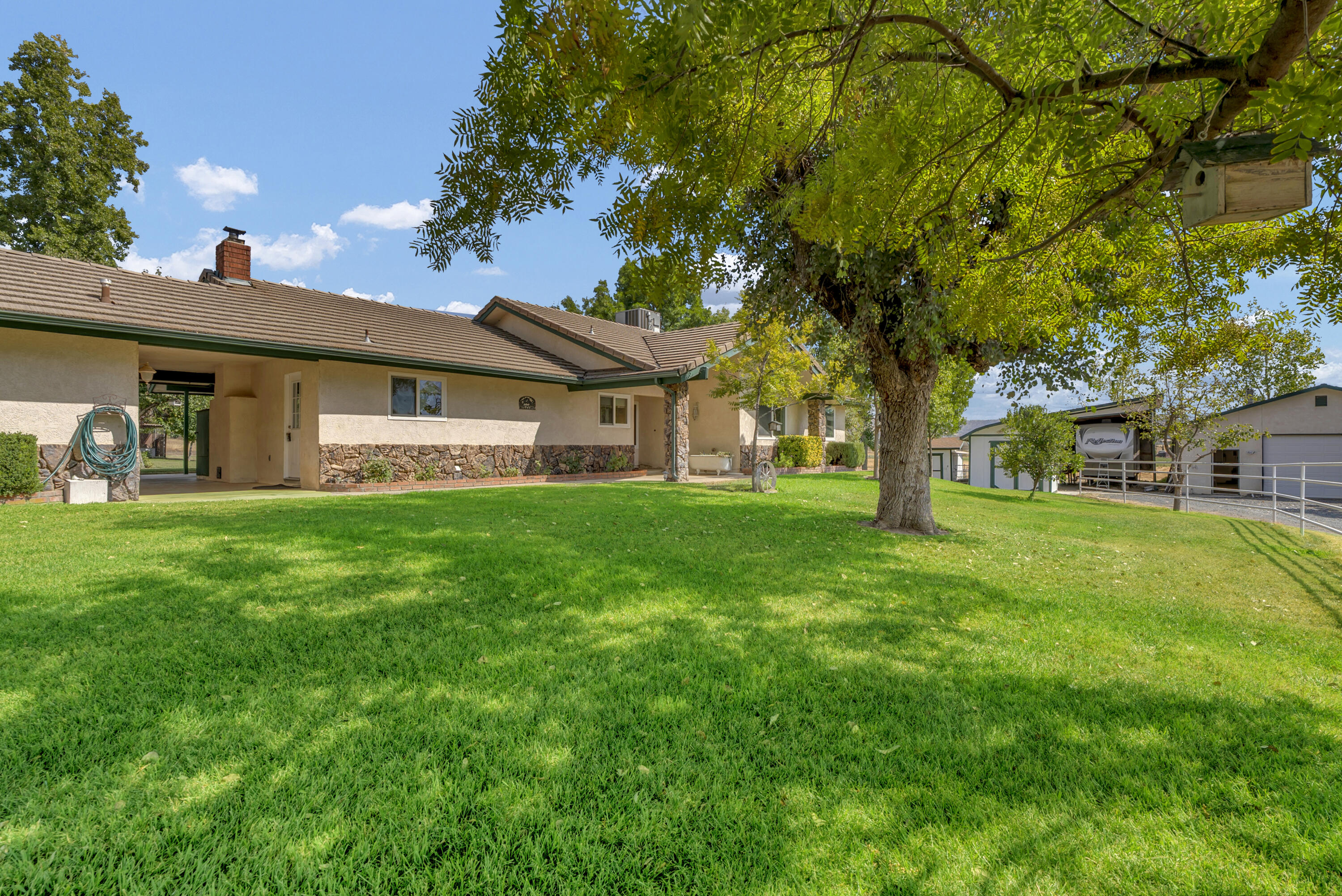 18002 320 Rd, Springville, CA 93265
