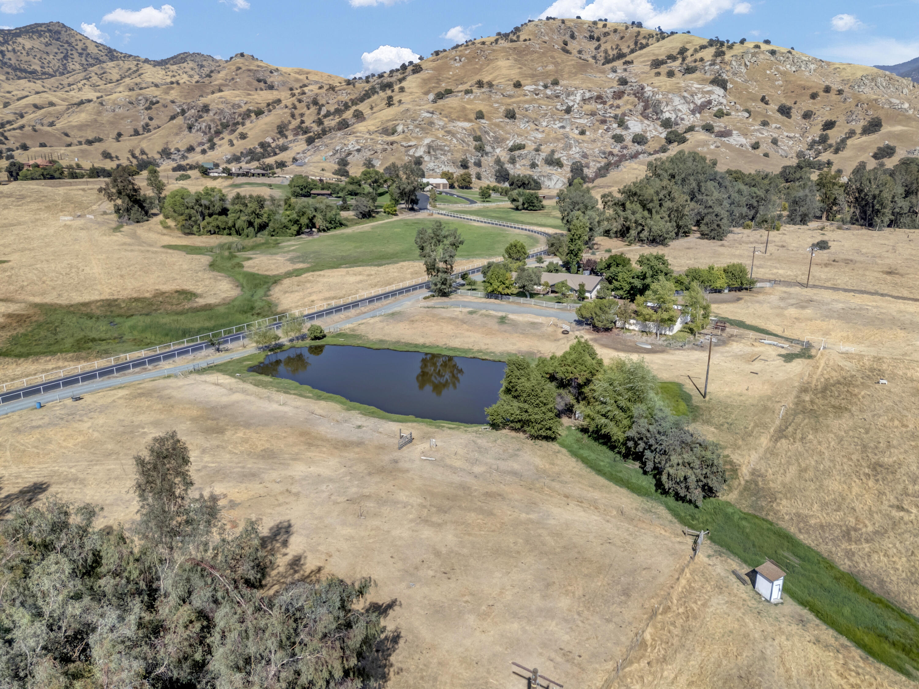 18002 320 Rd, Springville, CA 93265