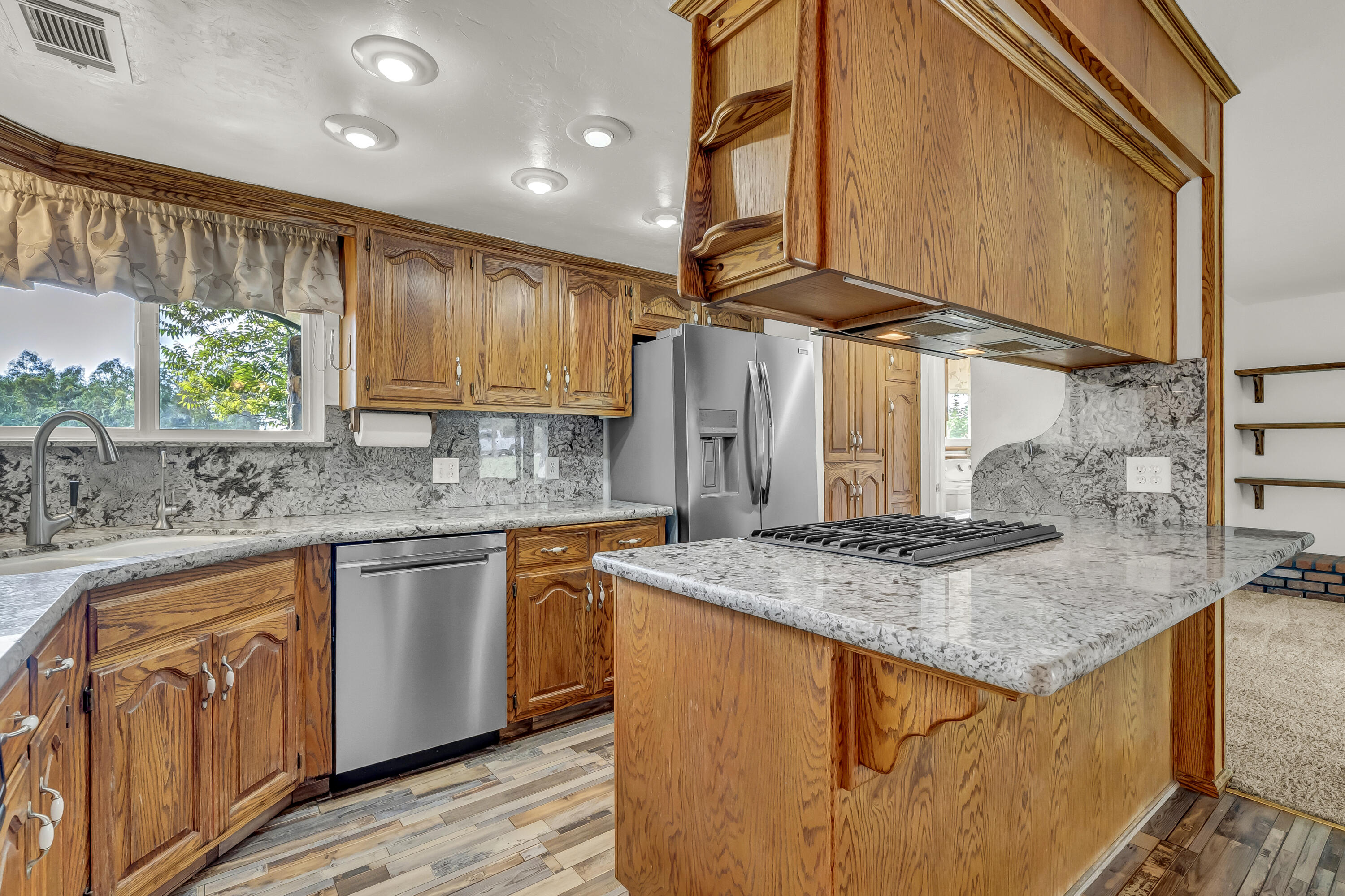 18002 320 Rd, Springville, CA 93265