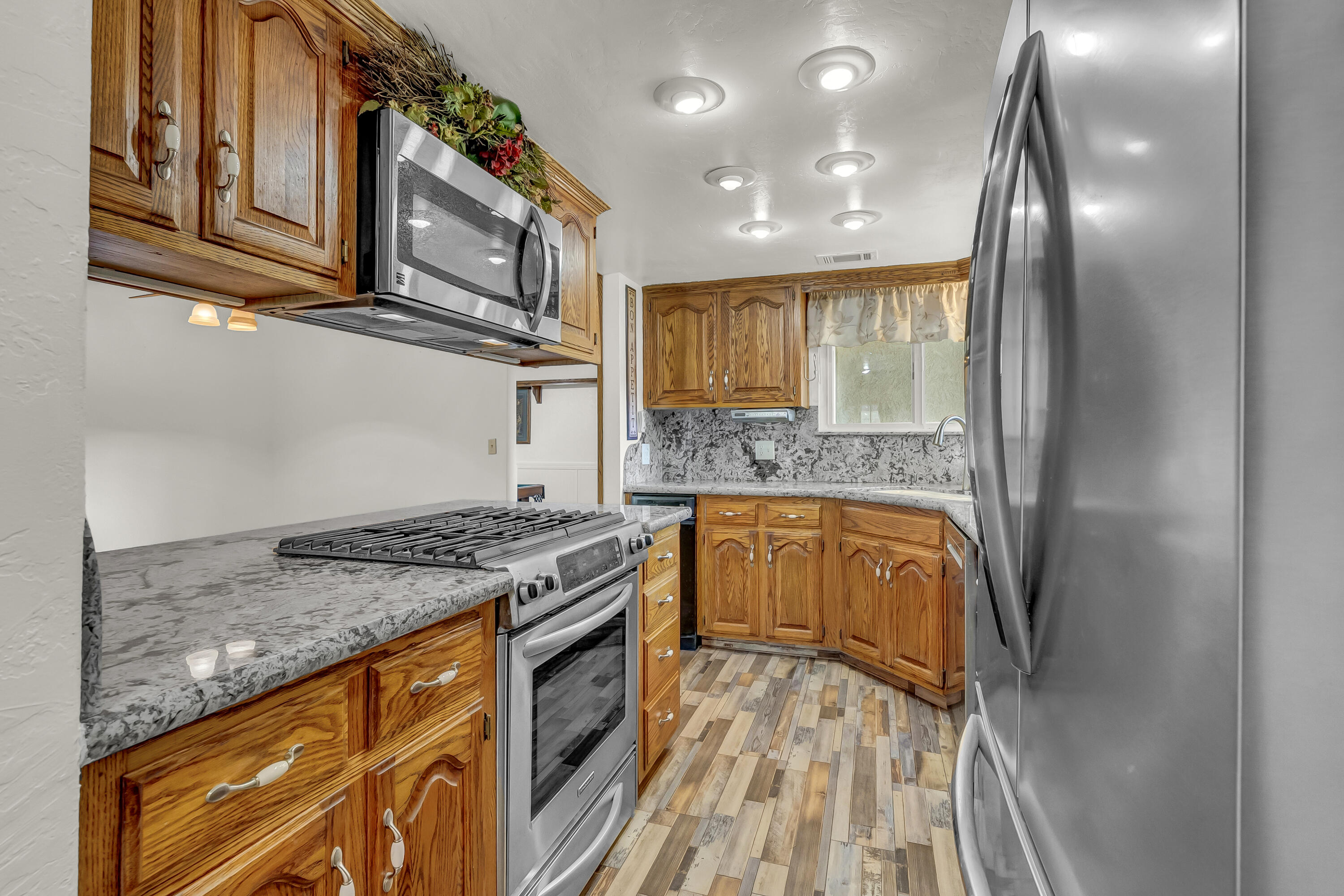 18002 320 Rd, Springville, CA 93265