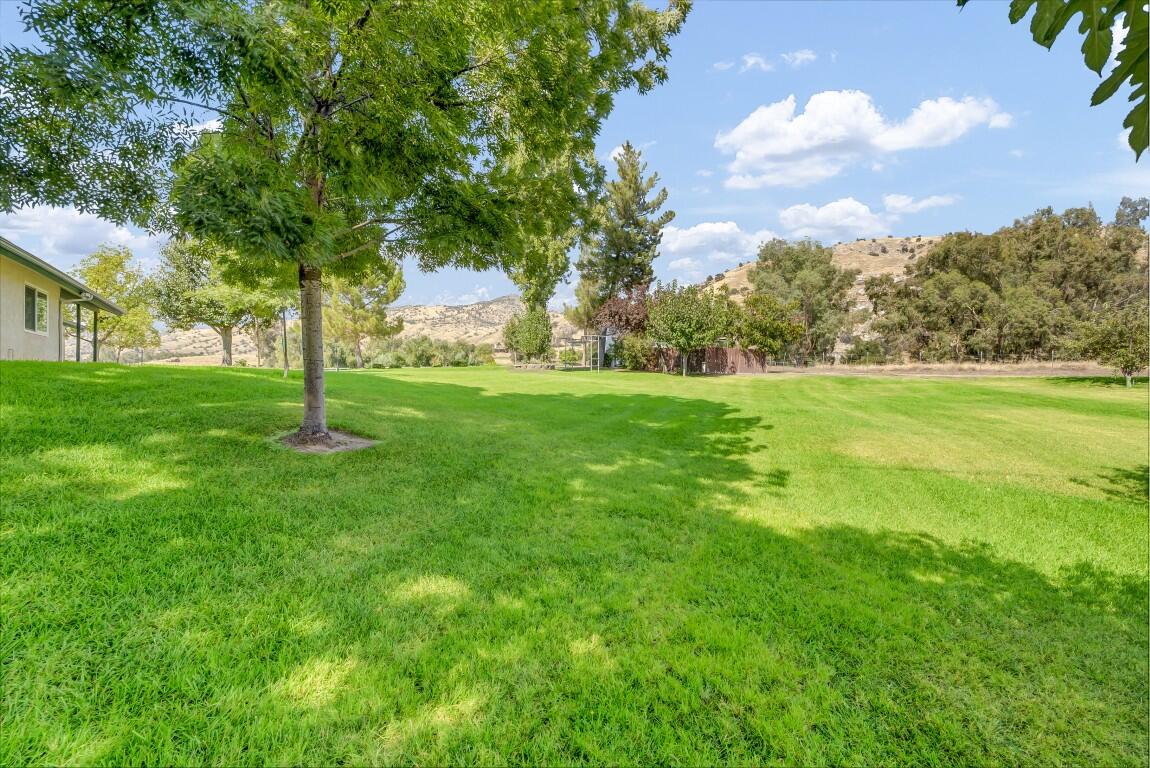 18002 320 Rd, Springville, CA 93265