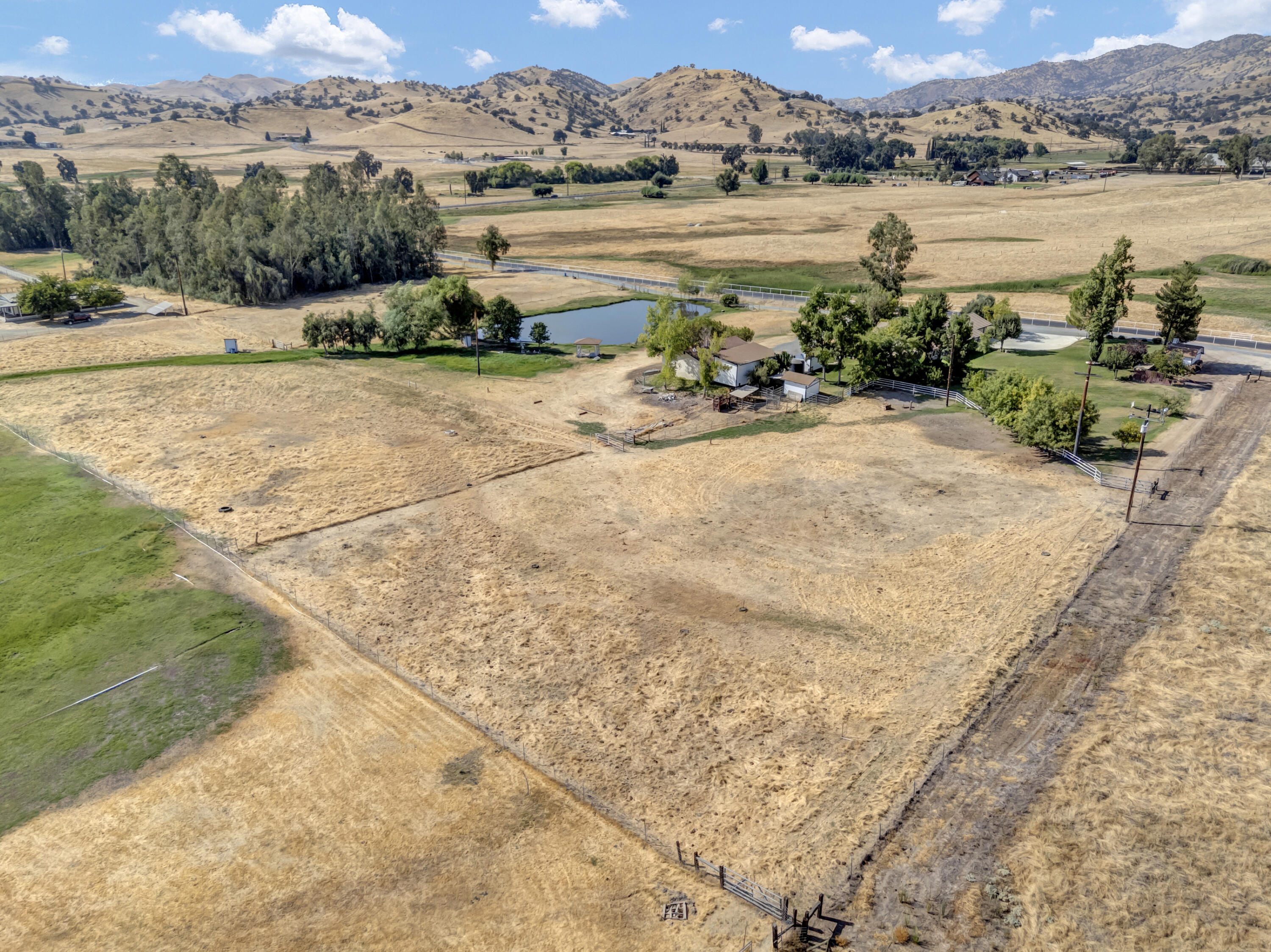 18002 320 Rd, Springville, CA 93265