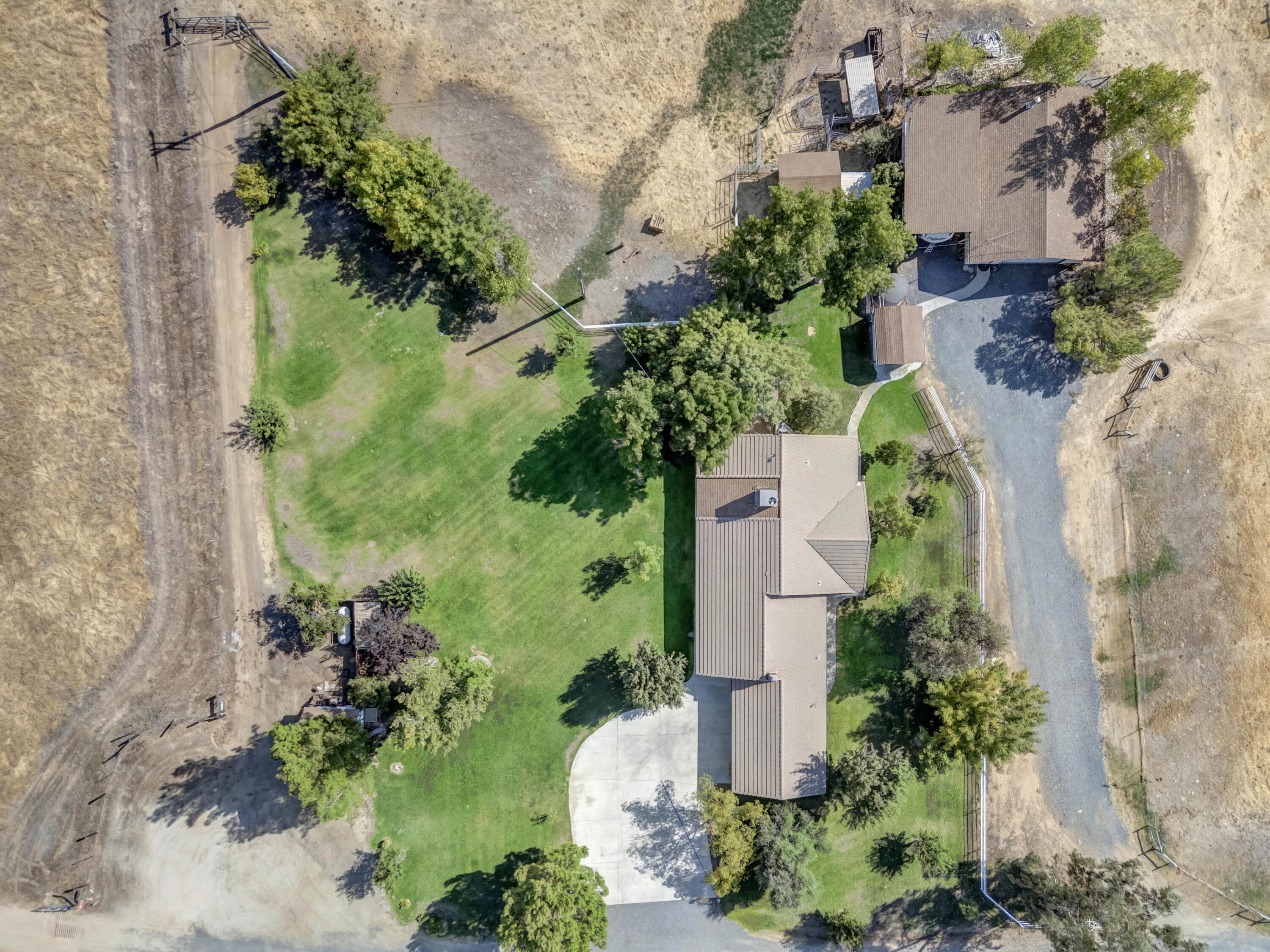 18002 320 Rd, Springville, CA 93265