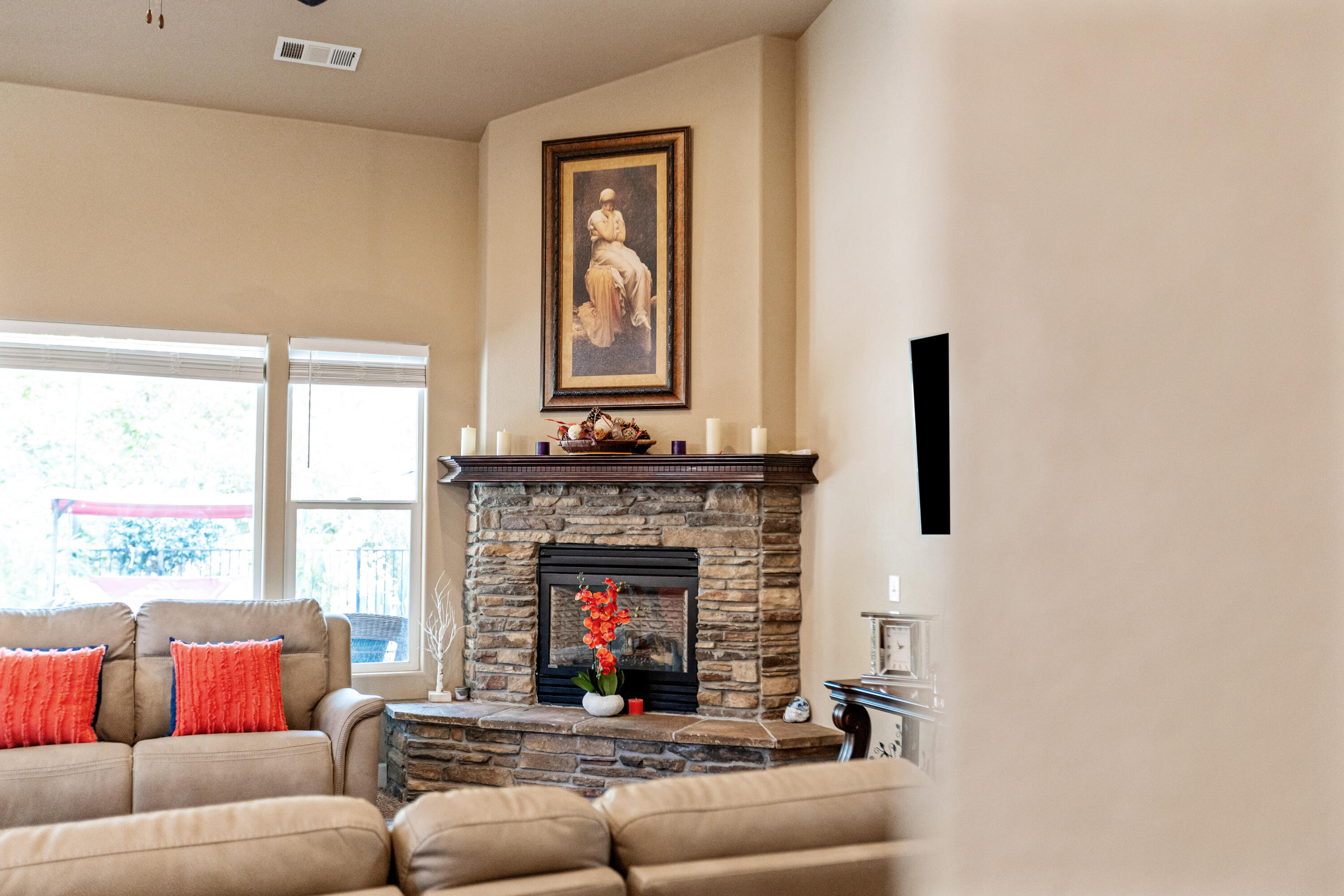 32937 Riverside Dr, Springville, CA 93265