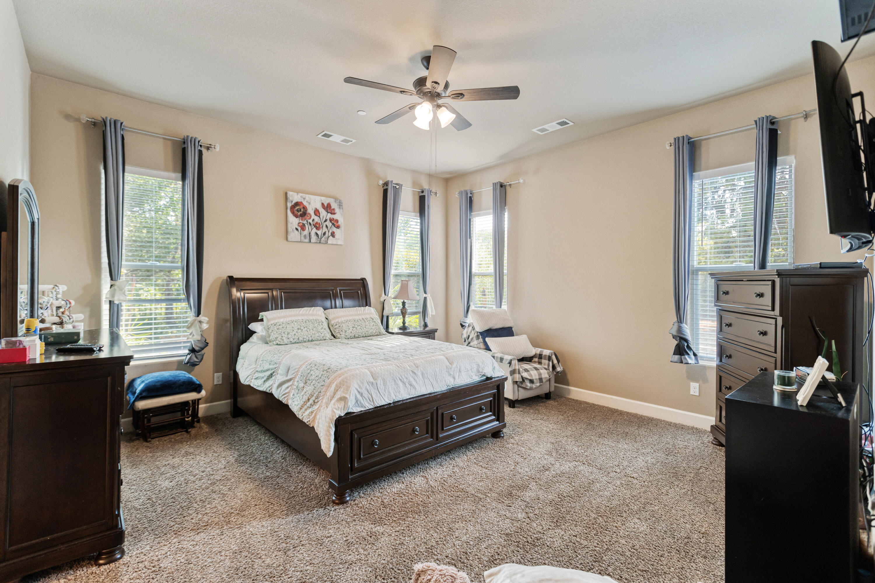 32937 Riverside Dr, Springville, CA 93265