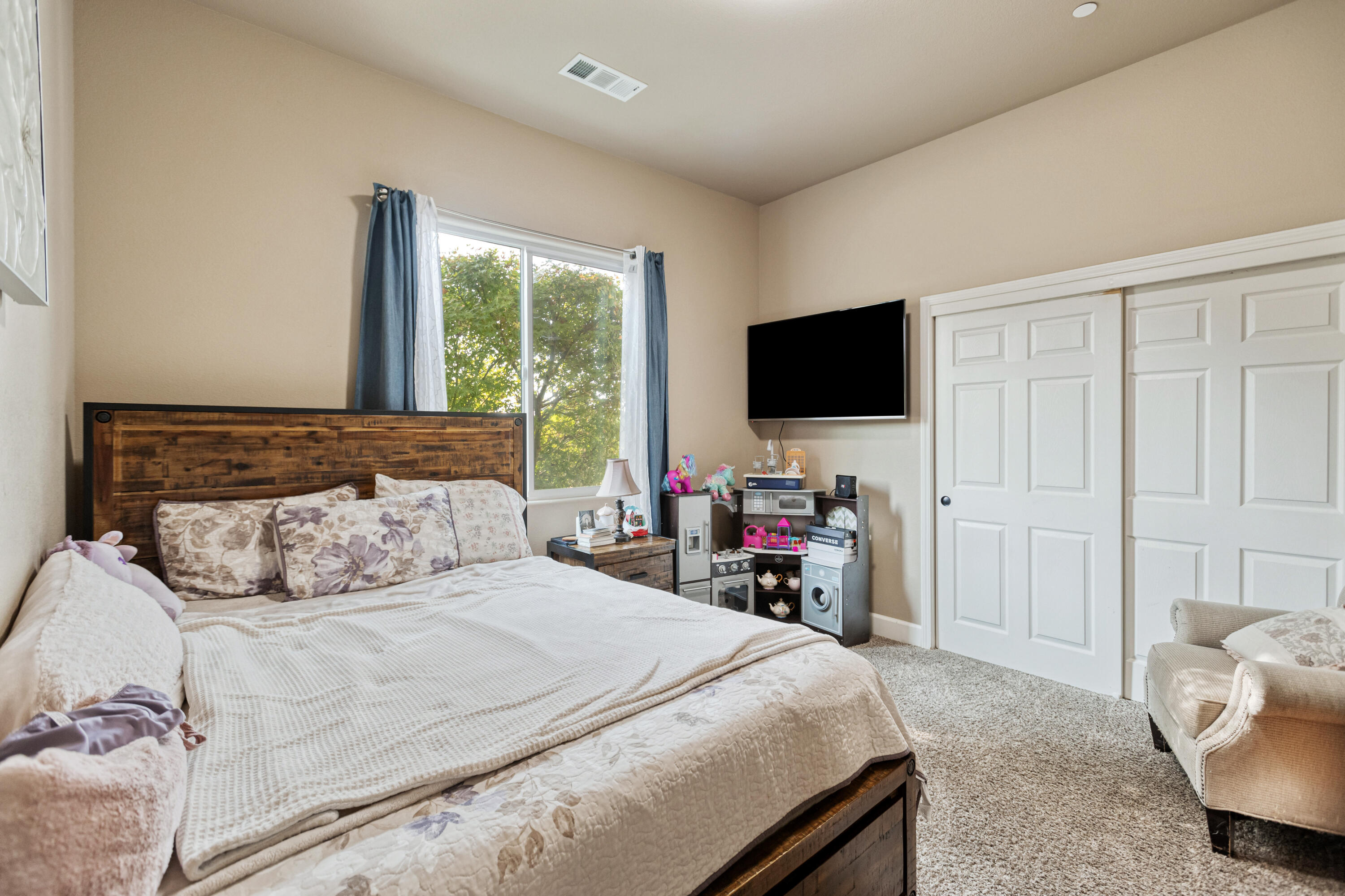 32937 Riverside Dr, Springville, CA 93265