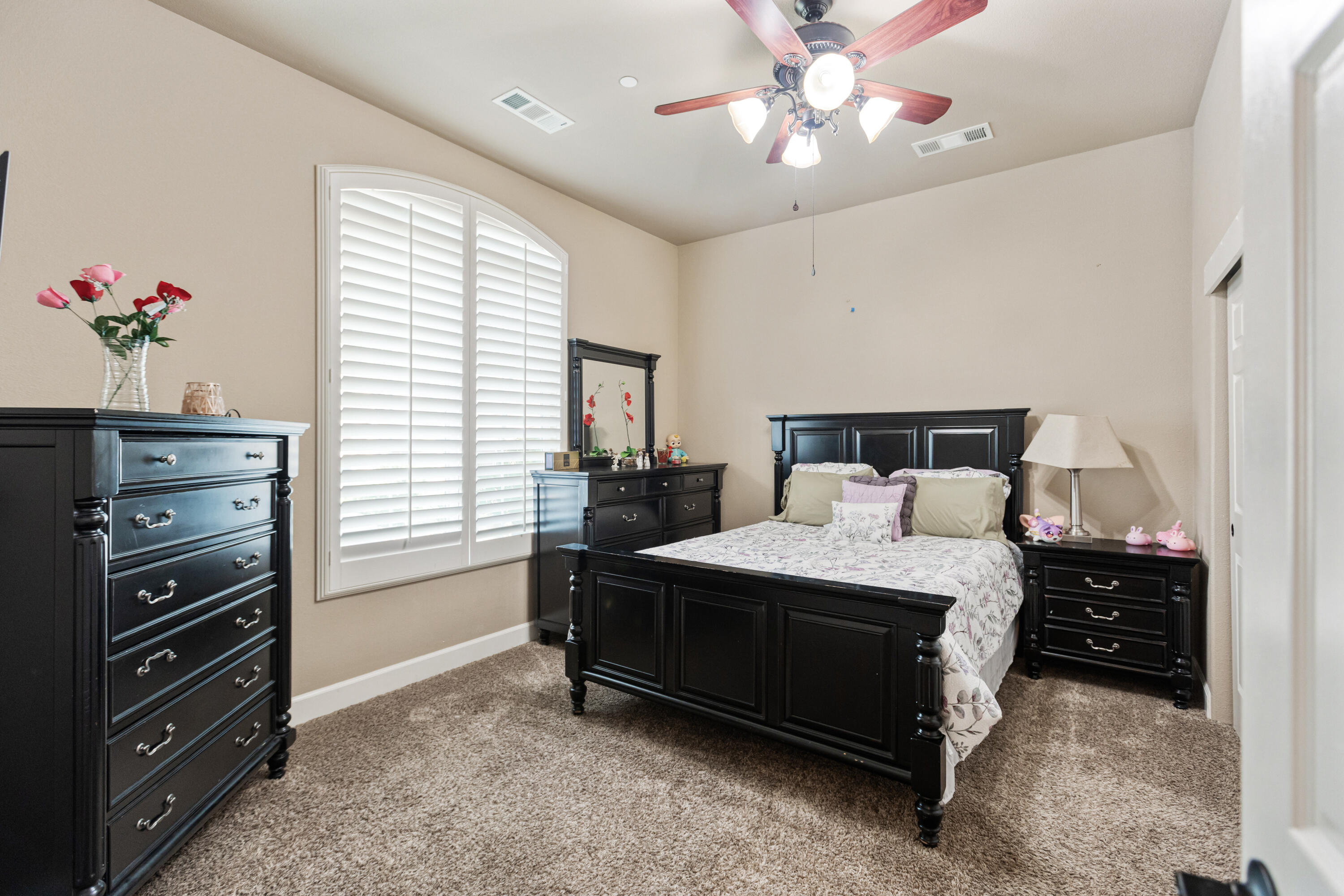 32937 Riverside Dr, Springville, CA 93265