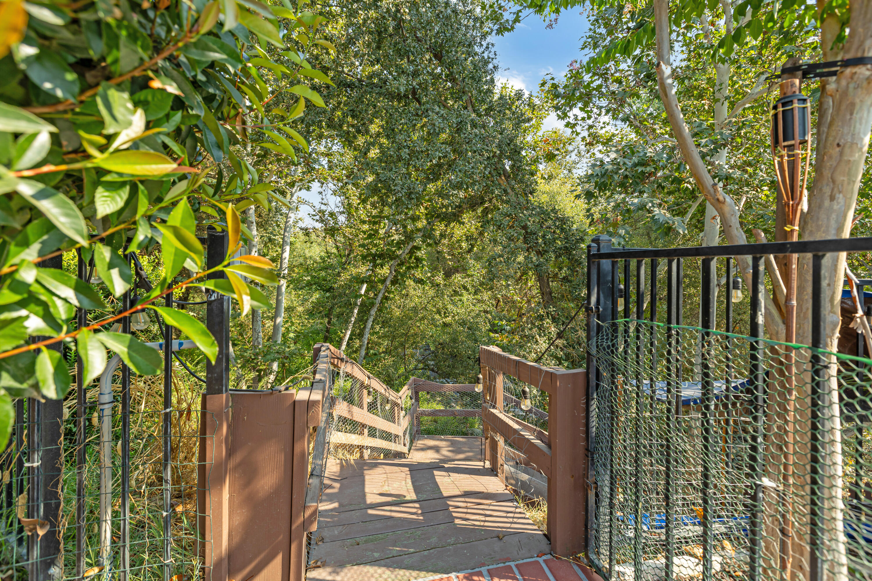 32937 Riverside Dr, Springville, CA 93265