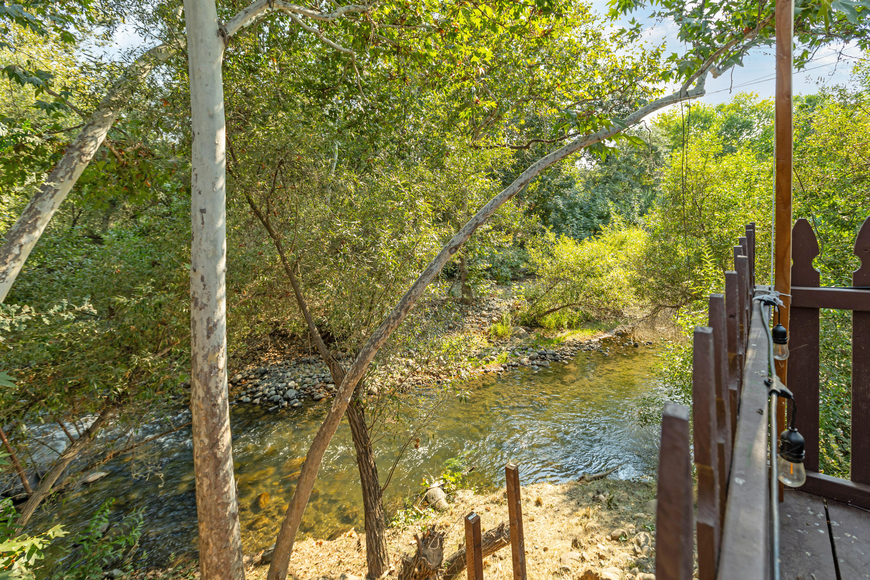 32937 Riverside Dr, Springville, CA 93265