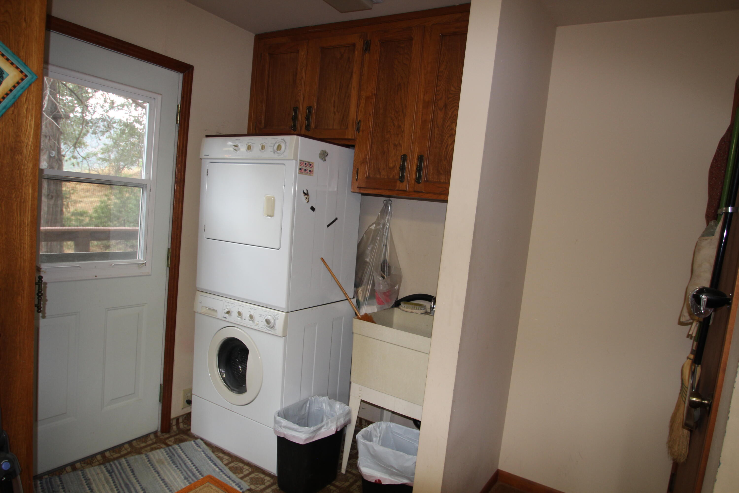 340 Mariposa Dr, Pierpoint Springs, CA 93265